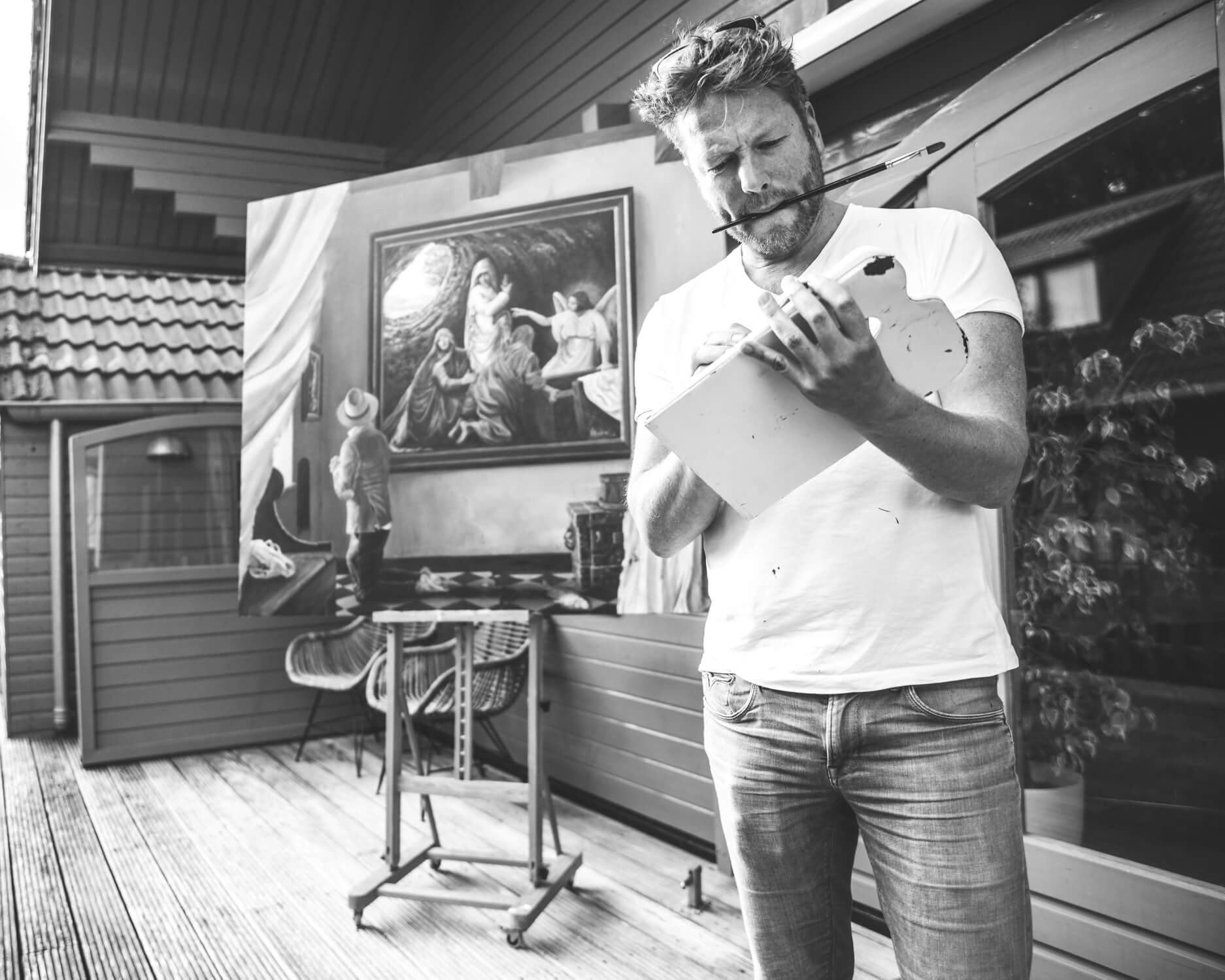 vincent standing in front of his painting