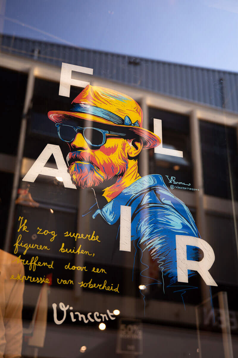 Van Gogh Street Art - Flair Fashion in Assen