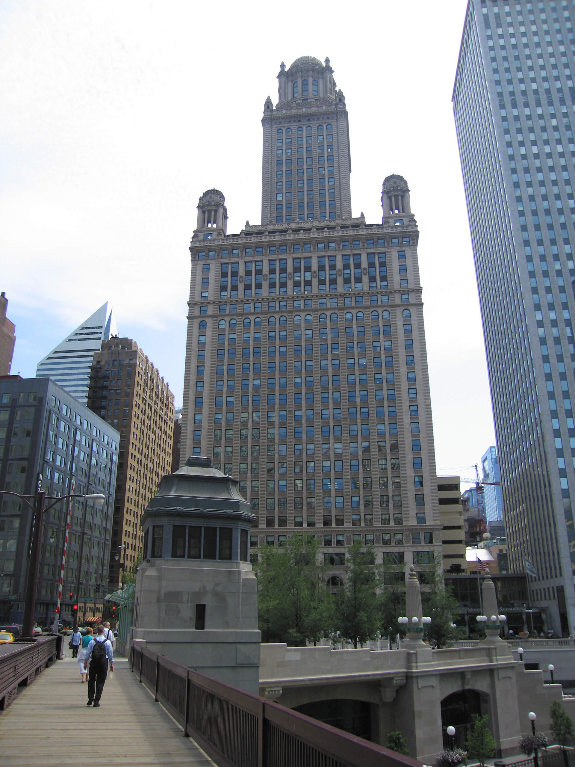 Murphy/Jahn Architects