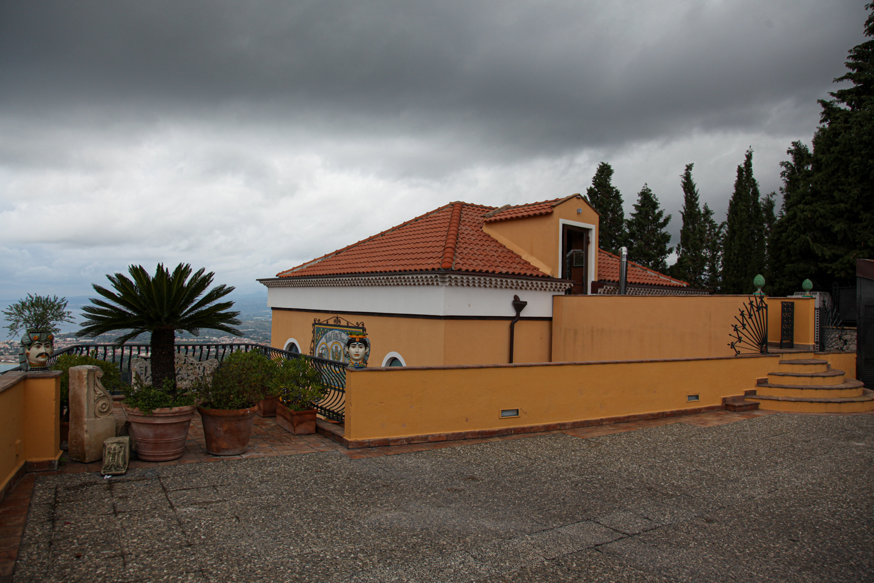 Our digs in Taormina...amazing