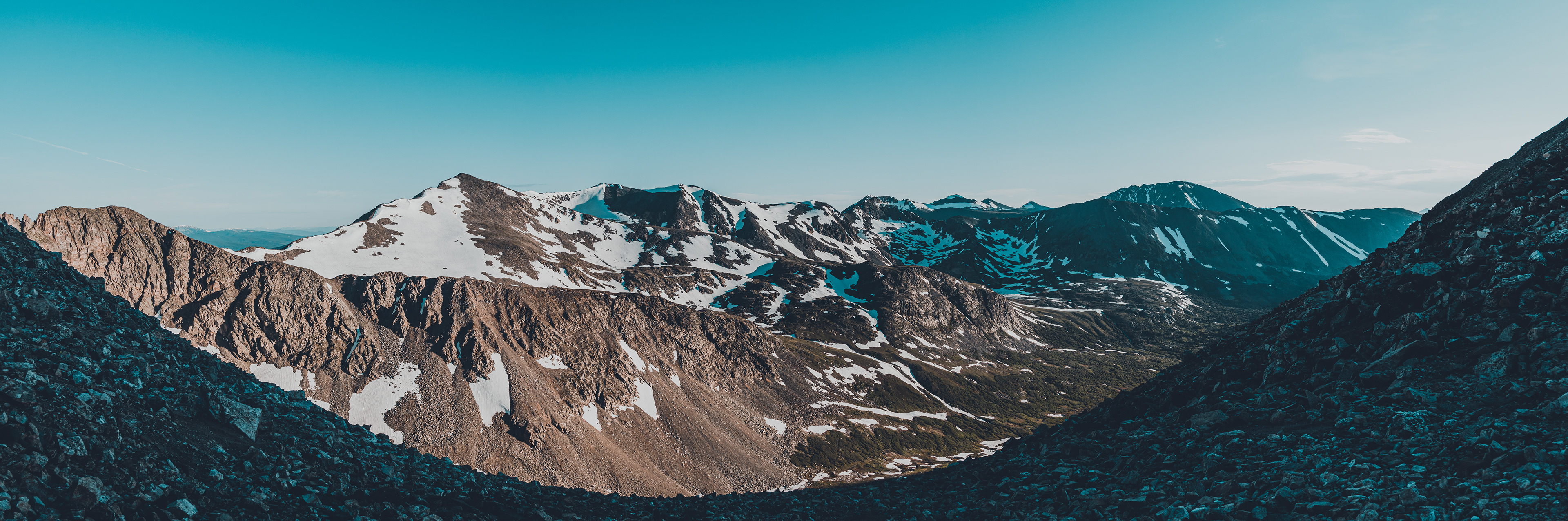 The beautifully picturesque saddle between Mts. Democrat & Cameron