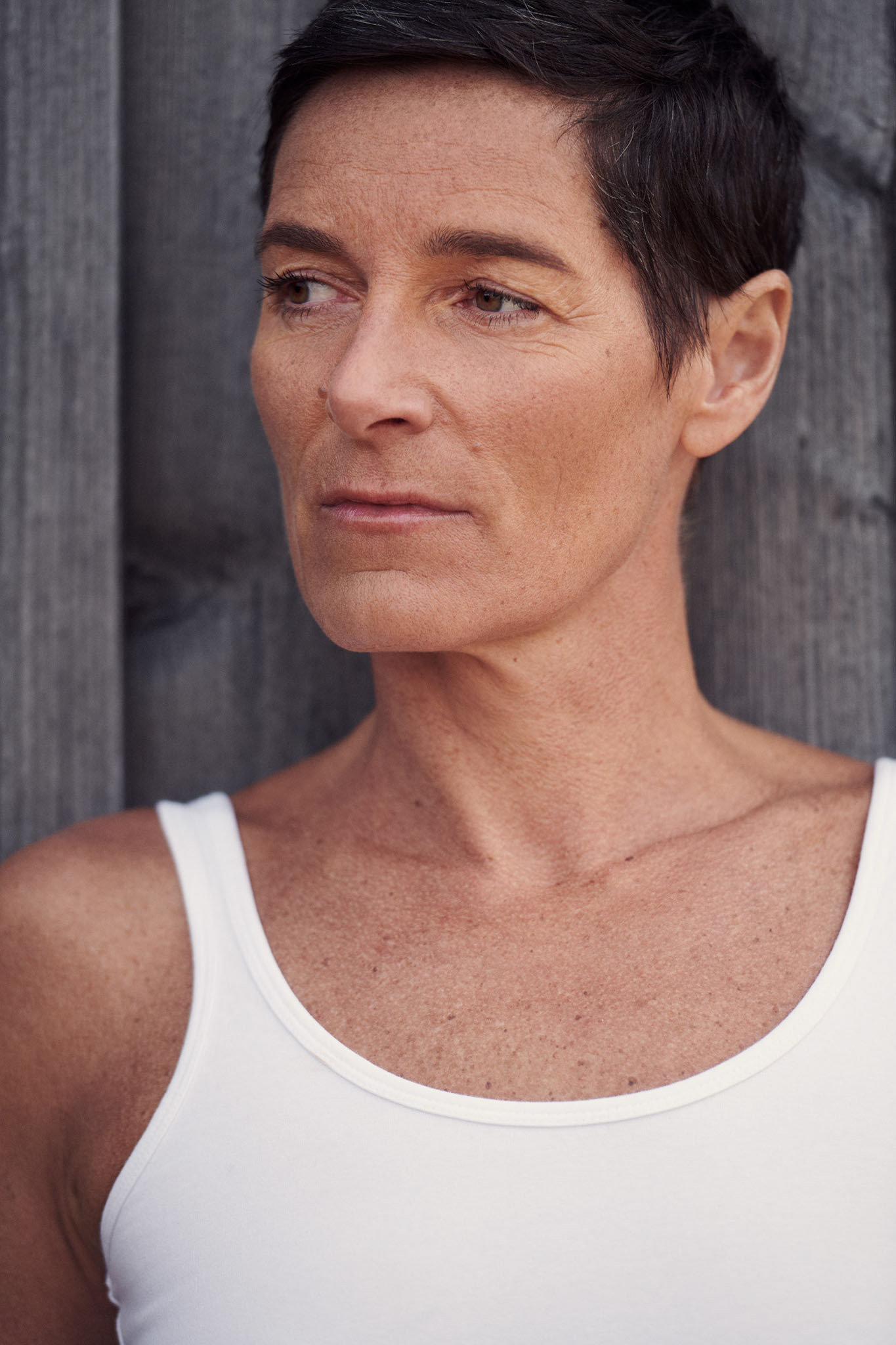 Modefotografering för klädmärket Boomerang. Lifestyle fotografering fotad i stockholms skärgård.