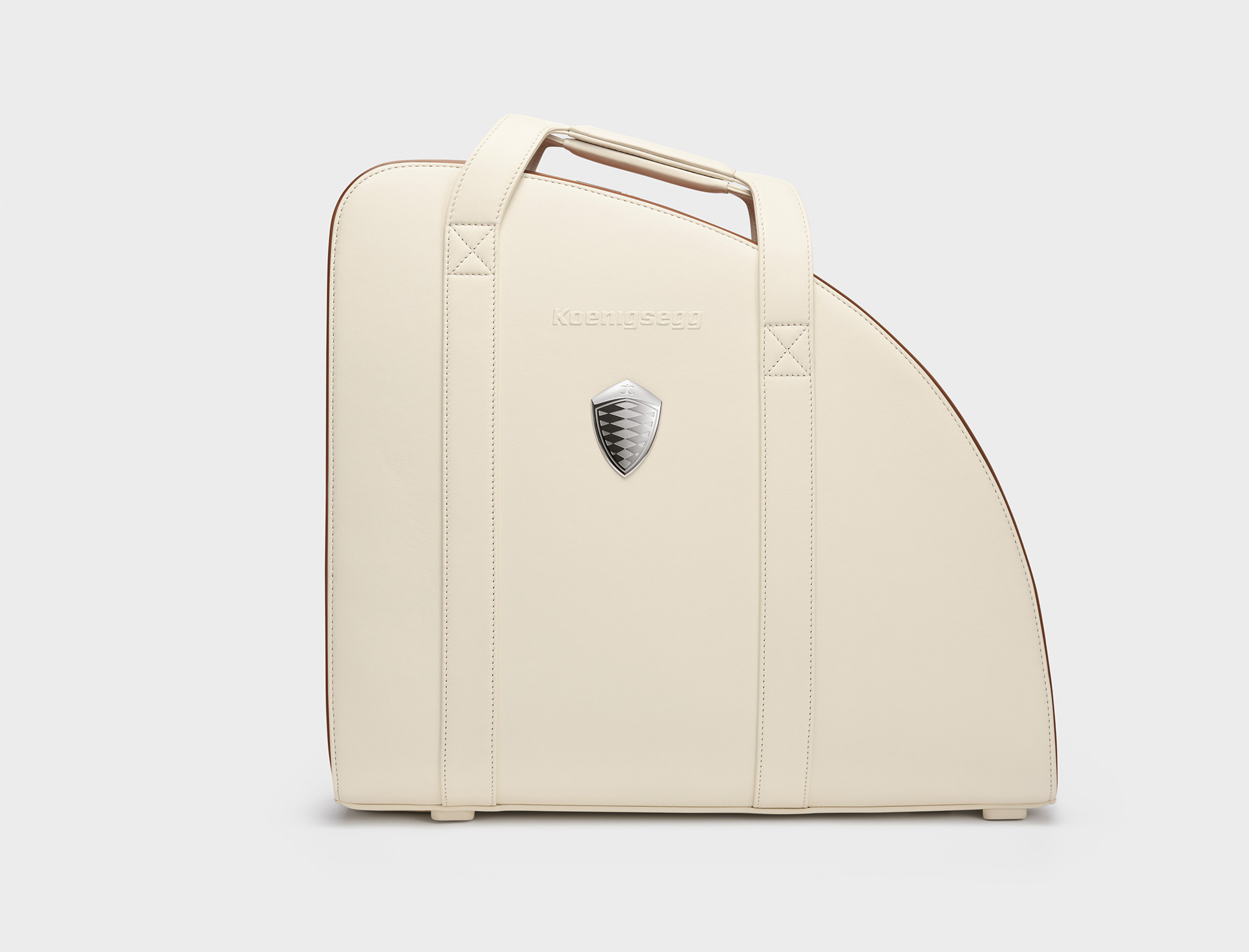 Exklusiva produktbilder på Koenigseggs väskor