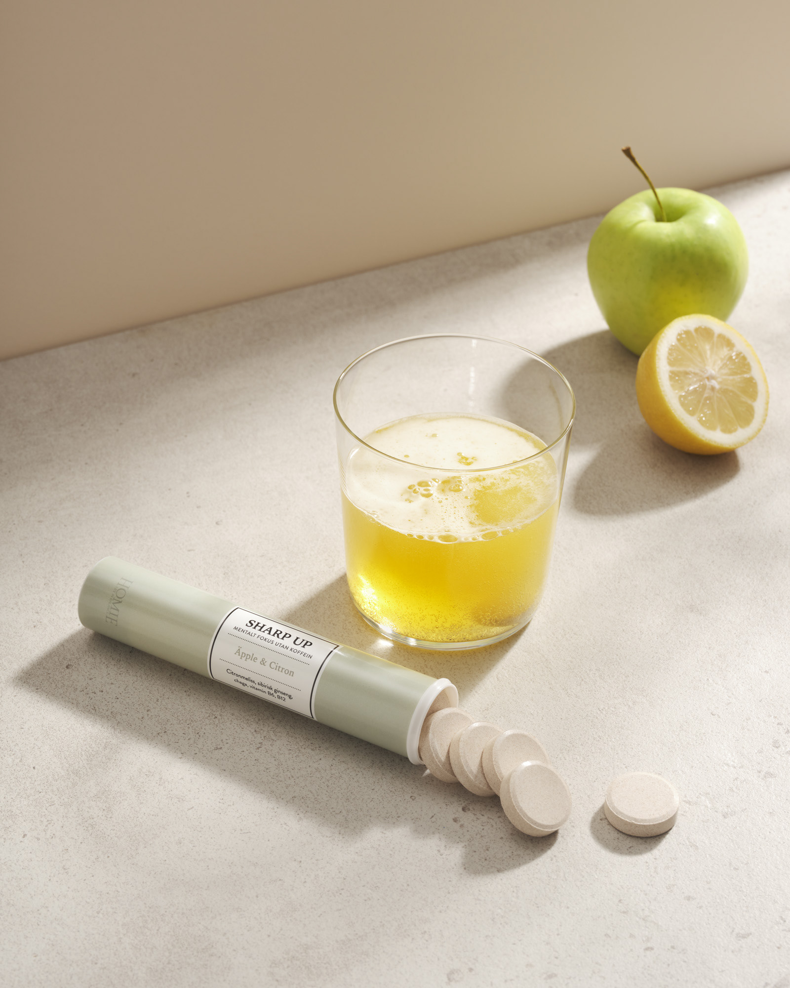 högupplöst produktbild fotad i studio och retuscherad för e-handel, bilden är anpassad för web för att hålla hög kvalitet och skärpa