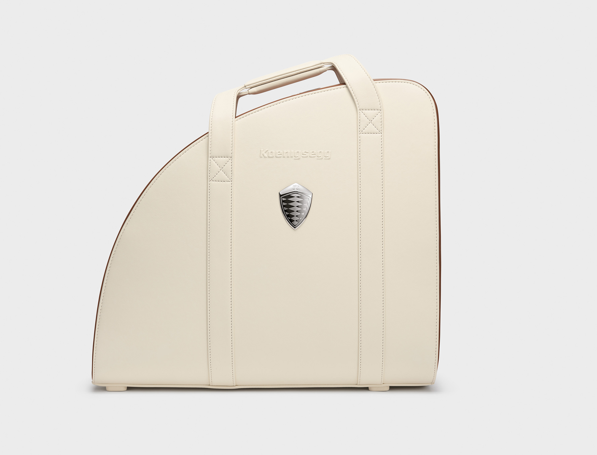 Exklusiva produktbilder på Koenigseggs väskor