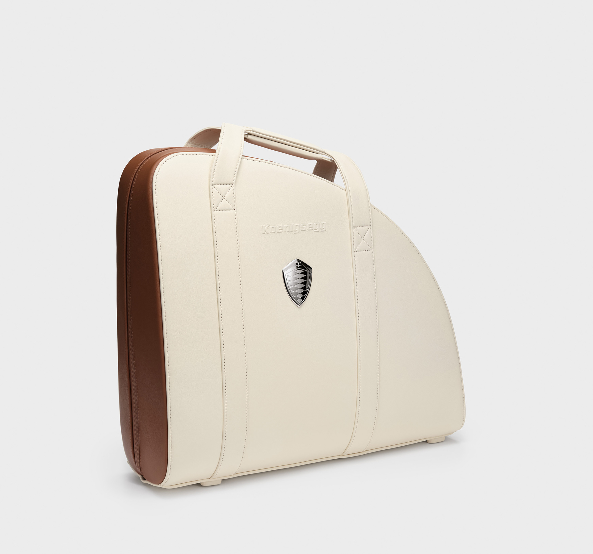 Exklusiva produktbilder på Koenigseggs väskor