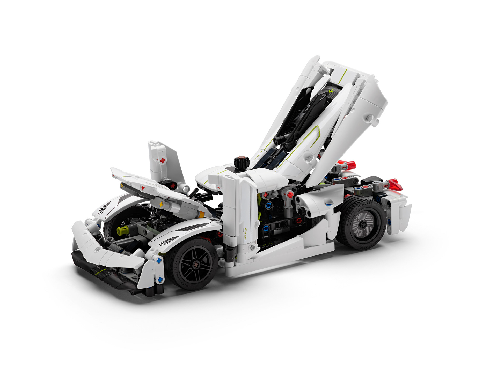 Produktbilder fotad i studio. Proffesionellt retuscherad för att framhäva korrekta färger och glans