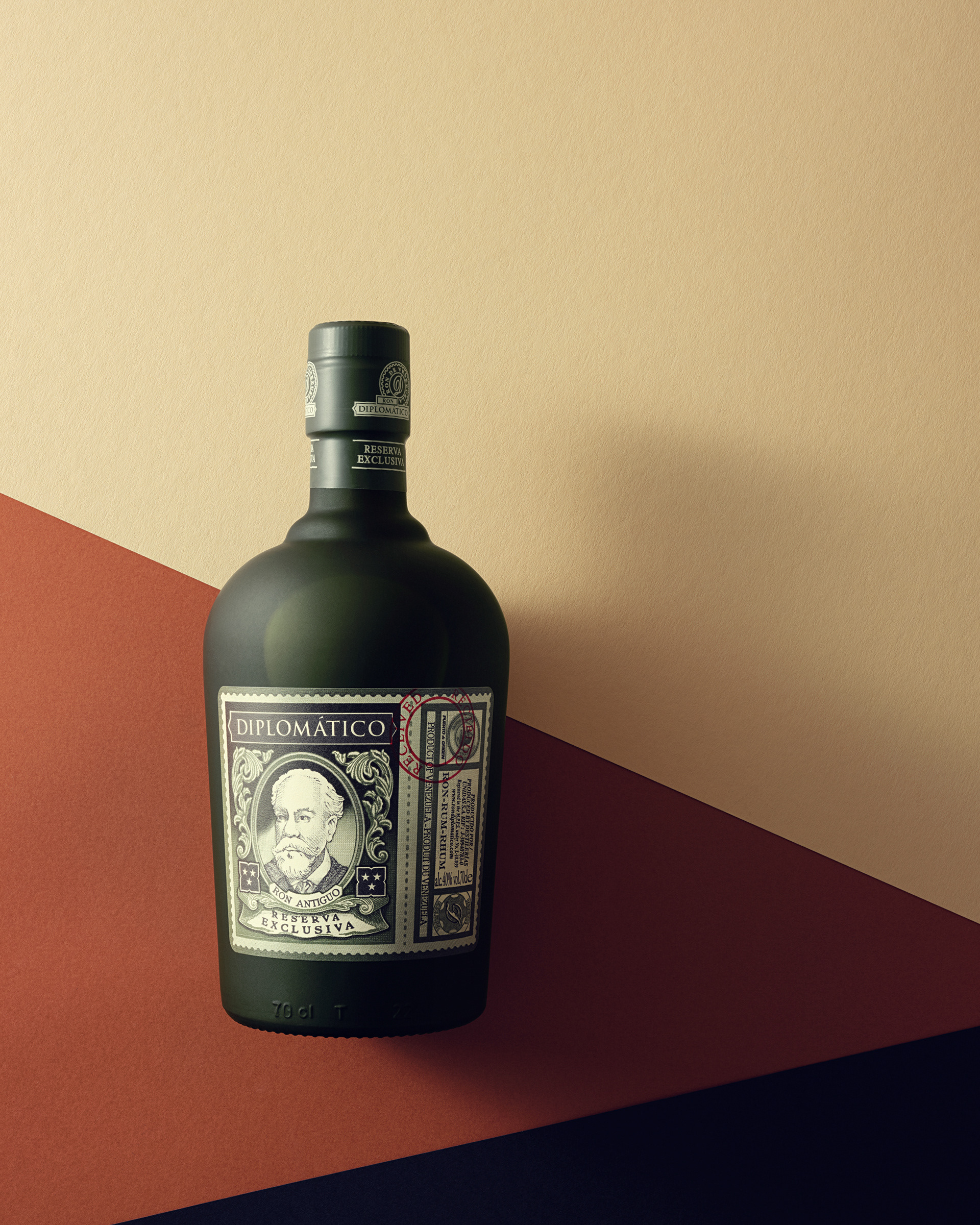 högupplöst produktbild fotad i studio och retuscherad för e-handel, bilden är anpassad för web för att hålla hög kvalitet och skärpa