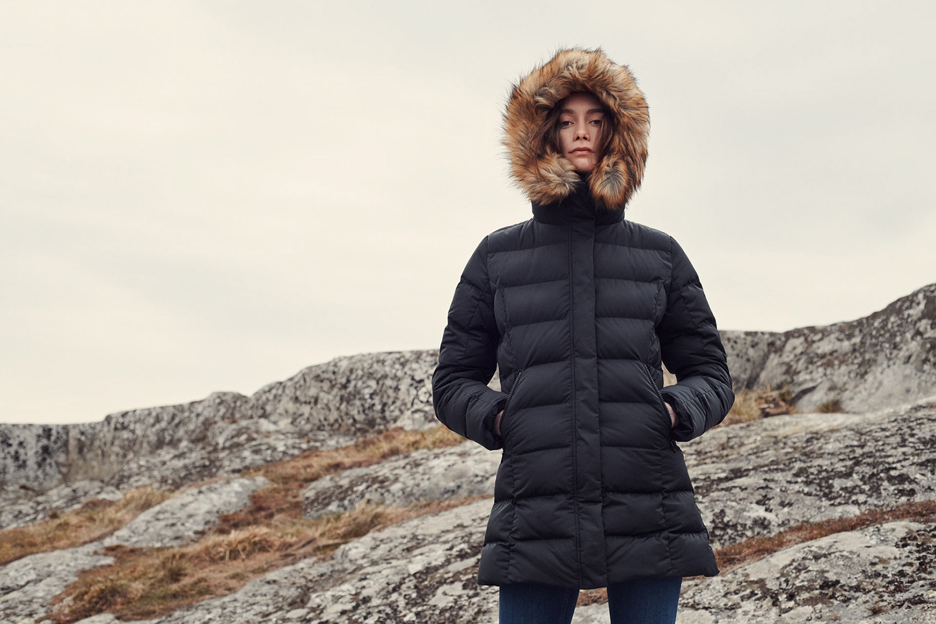 Modefotografering för klädmärket Boomerang. Lifestyle fotografering fotad i stockholms skärgård.