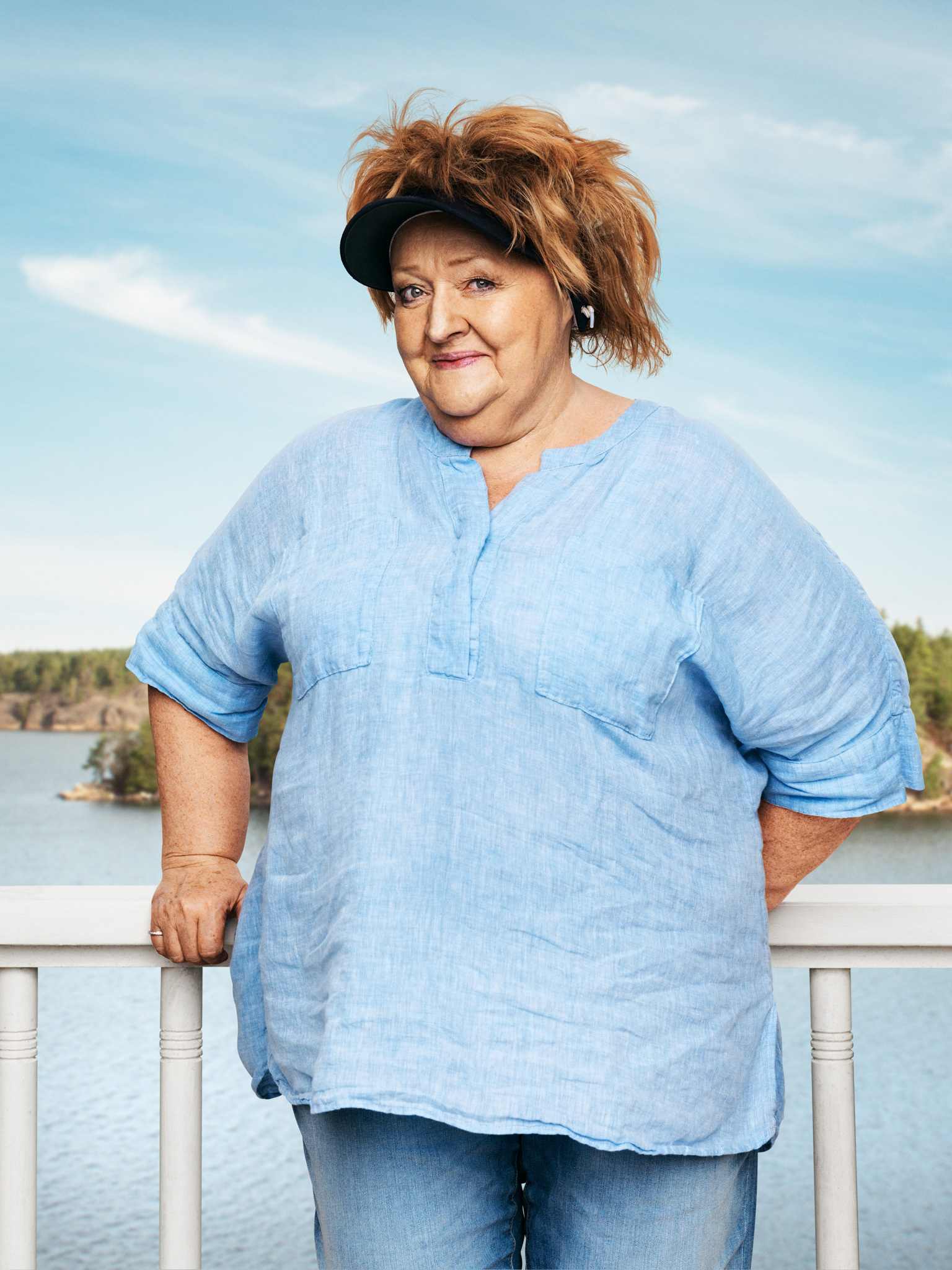 Porträtt fotat med blixtar på skådespelare i tv serien sjölyckan