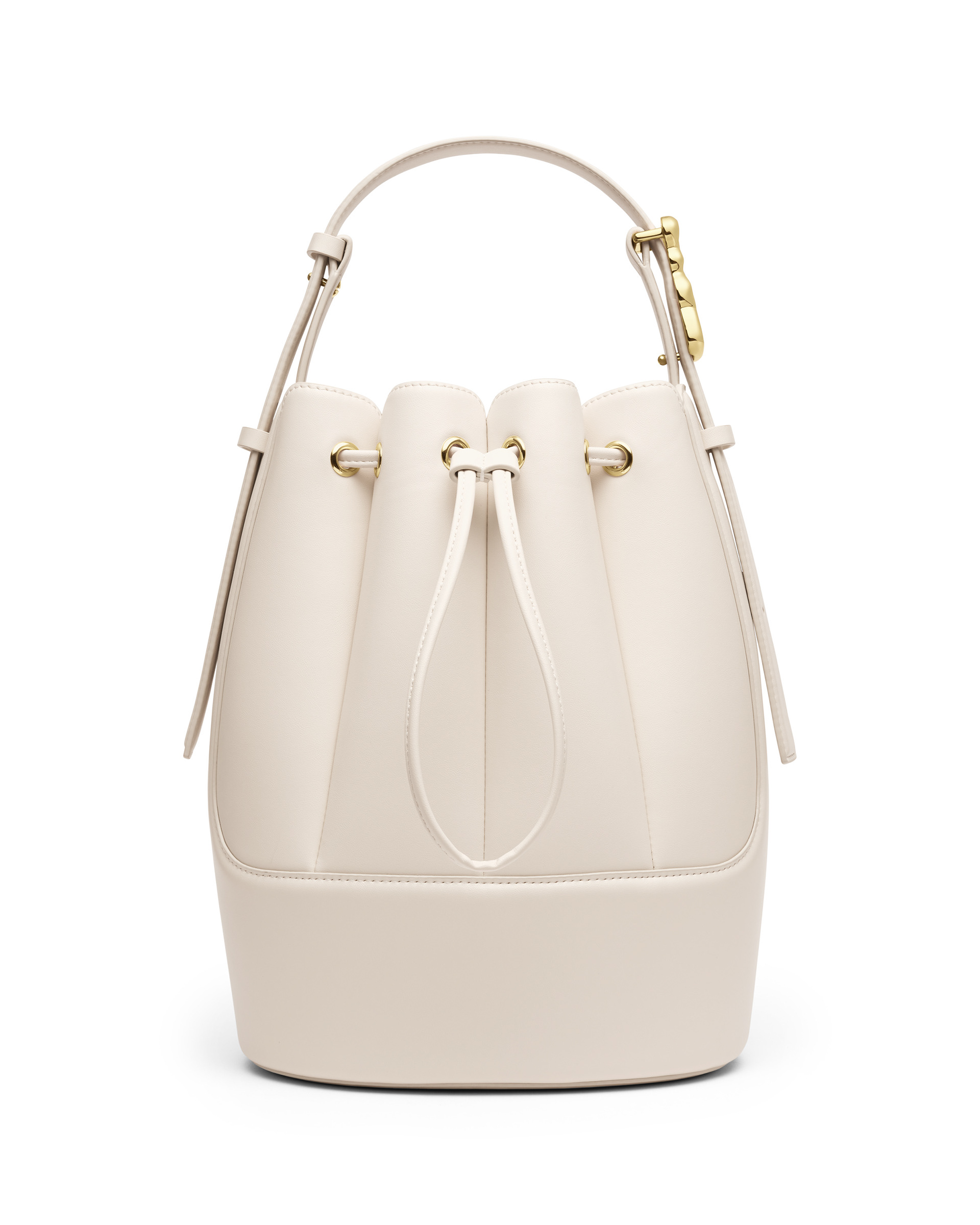 En bild på exklusiva väskor, högupplösta produktbilder fotad i studio och retuscherad för e-handel, bilden är anpassad för web för att hålla hög kvalitet och skärpa