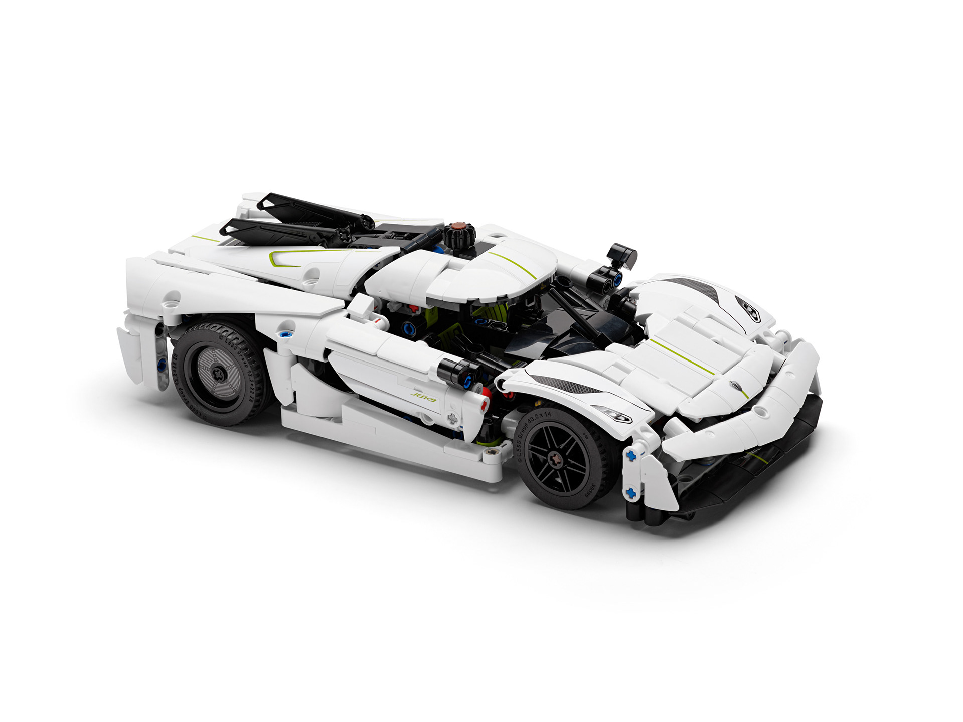 Produktbilder fotad i studio. Proffesionellt retuscherad för att framhäva korrekta färger och glans