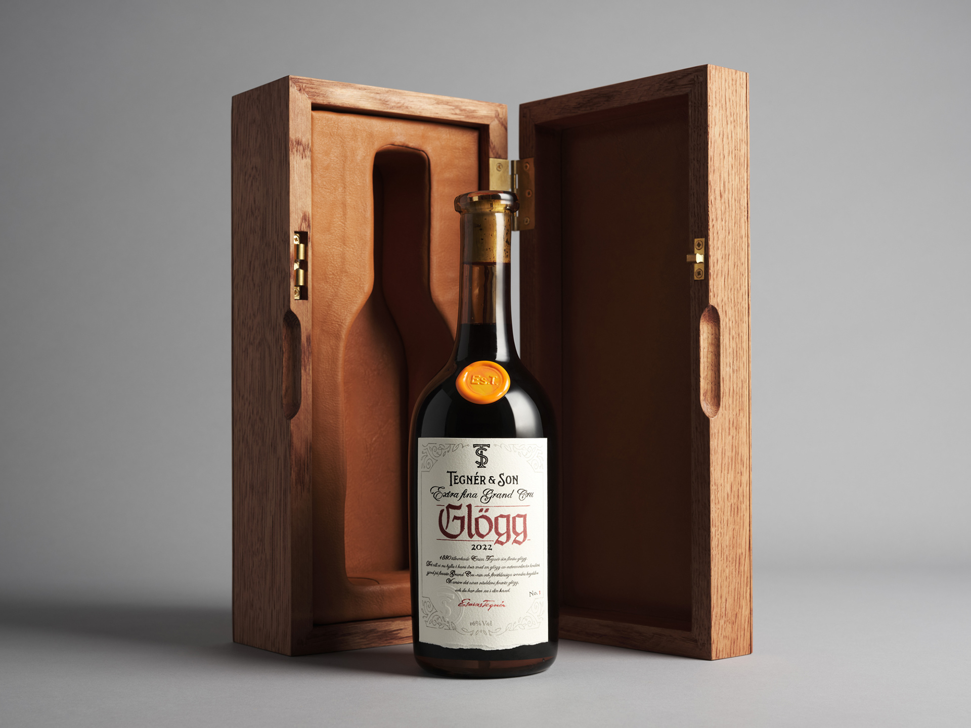 Reklambild för Tegner & Son glögg. Fotat i en studio och retuscherat för att framhäva detaljer och färger