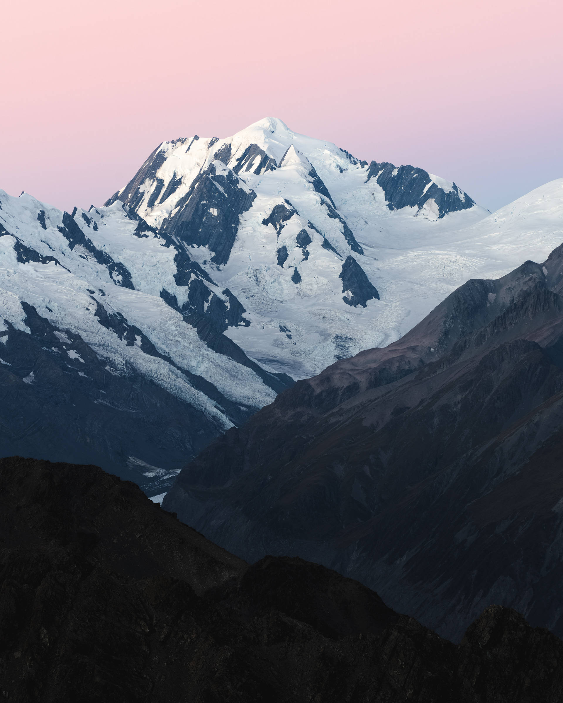 Mount Élie De Beaumont in Aoraki/Mt Cook National Park