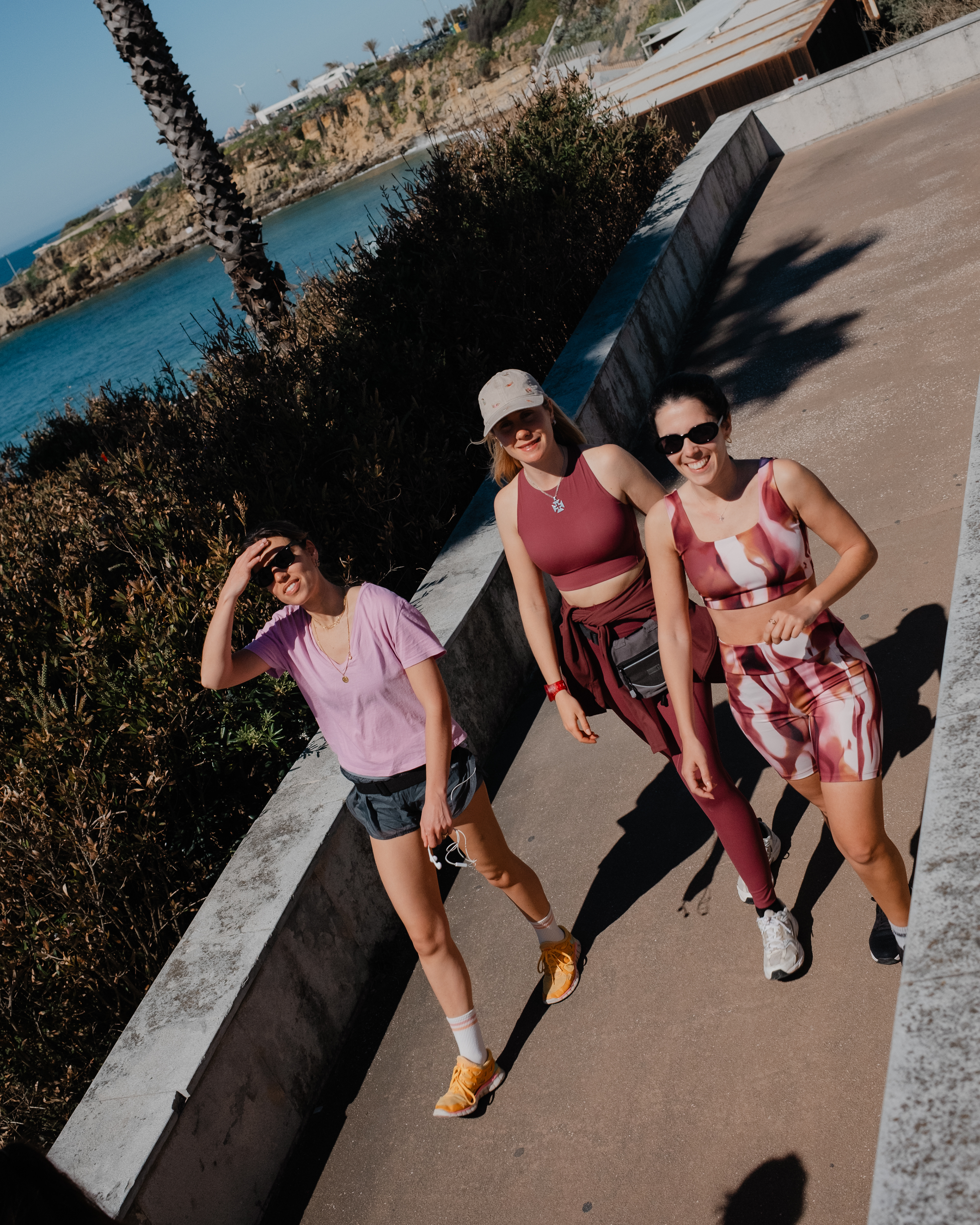 SEA RUN CLUB X OAKBERRY
