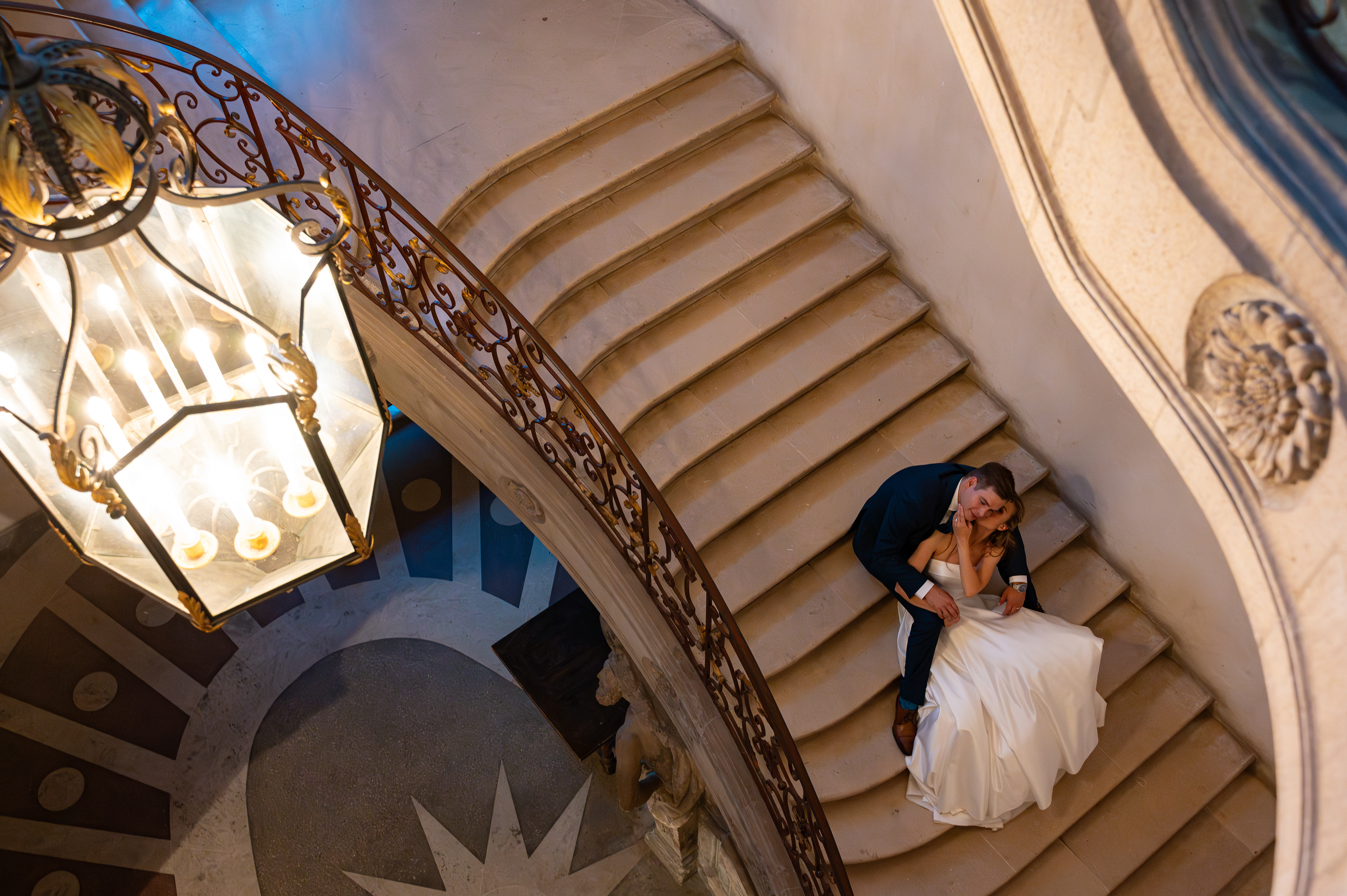 Petit moment de calme en amoureux avant de rejoindre les invités