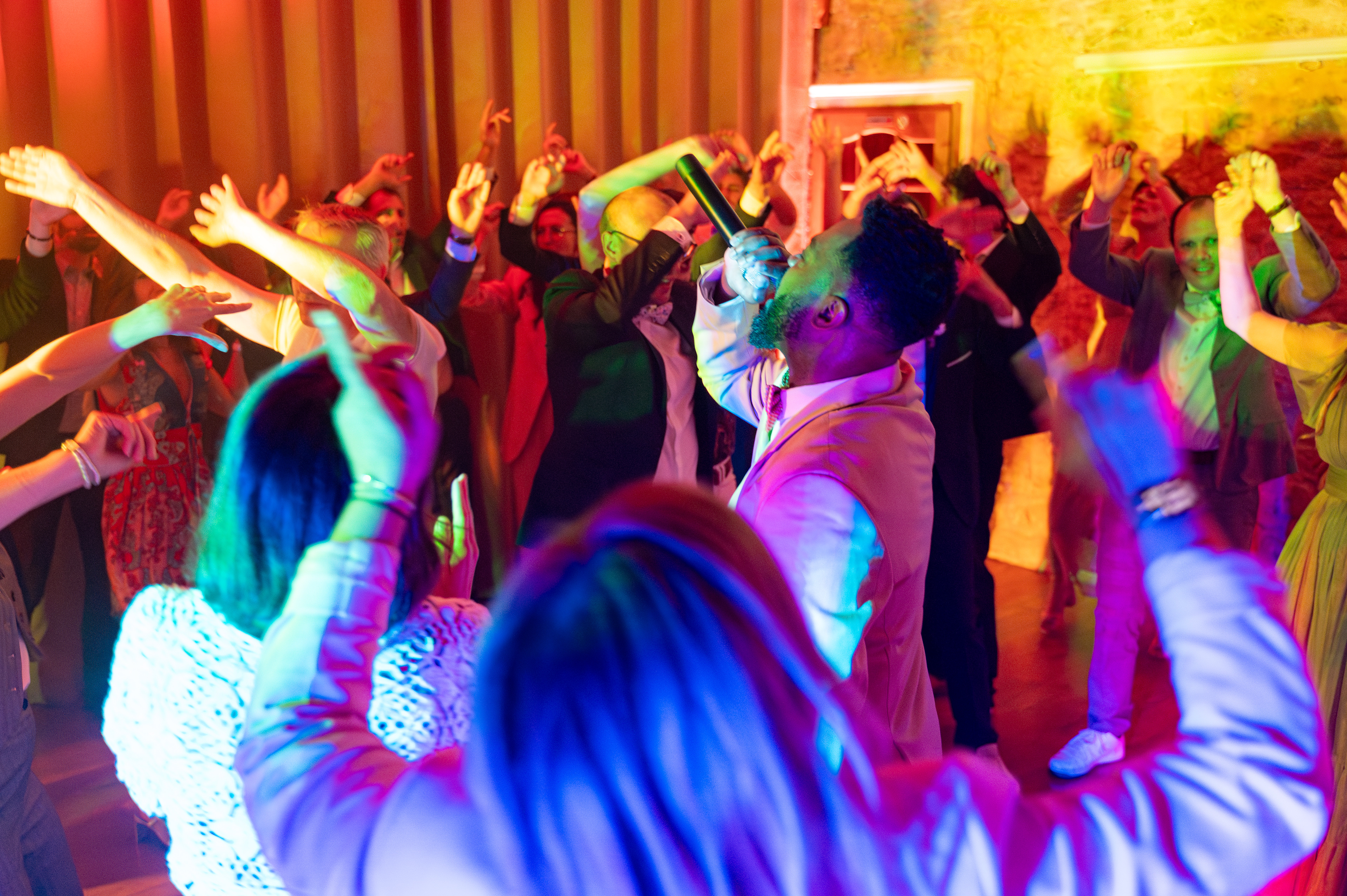 Anmbiance de folie sur la piste de danse