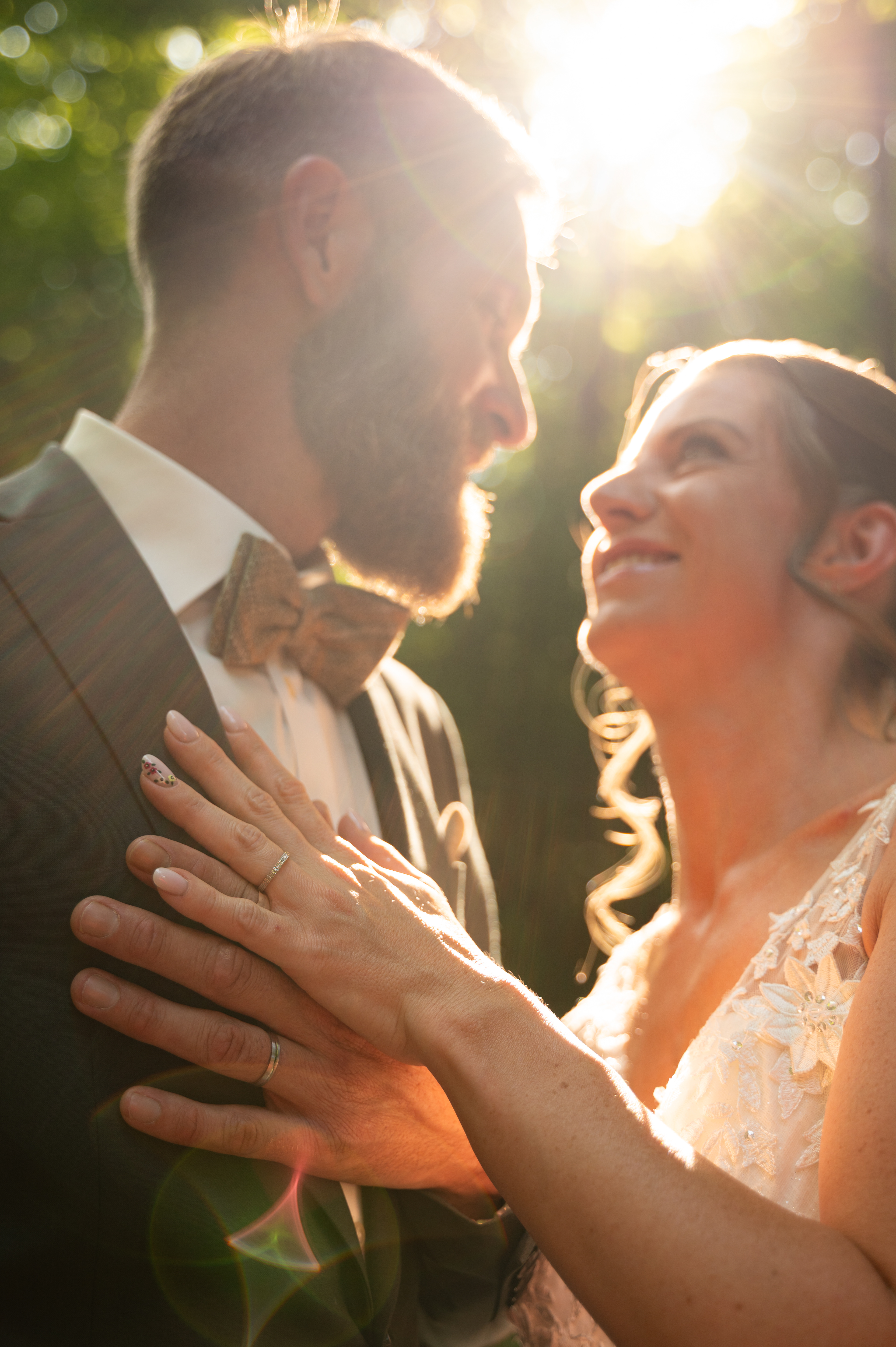 Les alliances mise en avant par un beau rayon de soleil