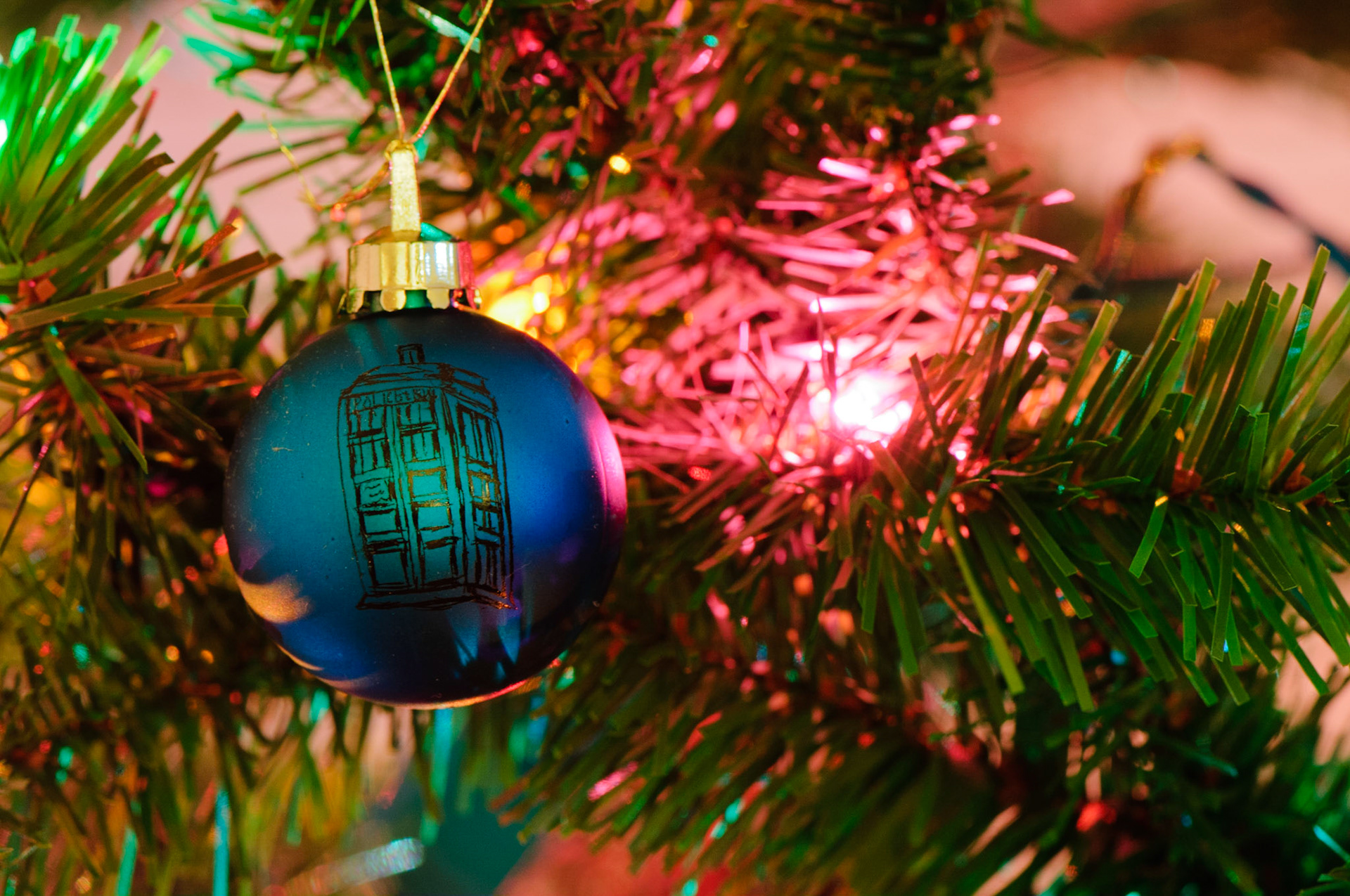 Wibbly Wobbly, Timey Wimey, Christmas Ornamenty... Stuff
