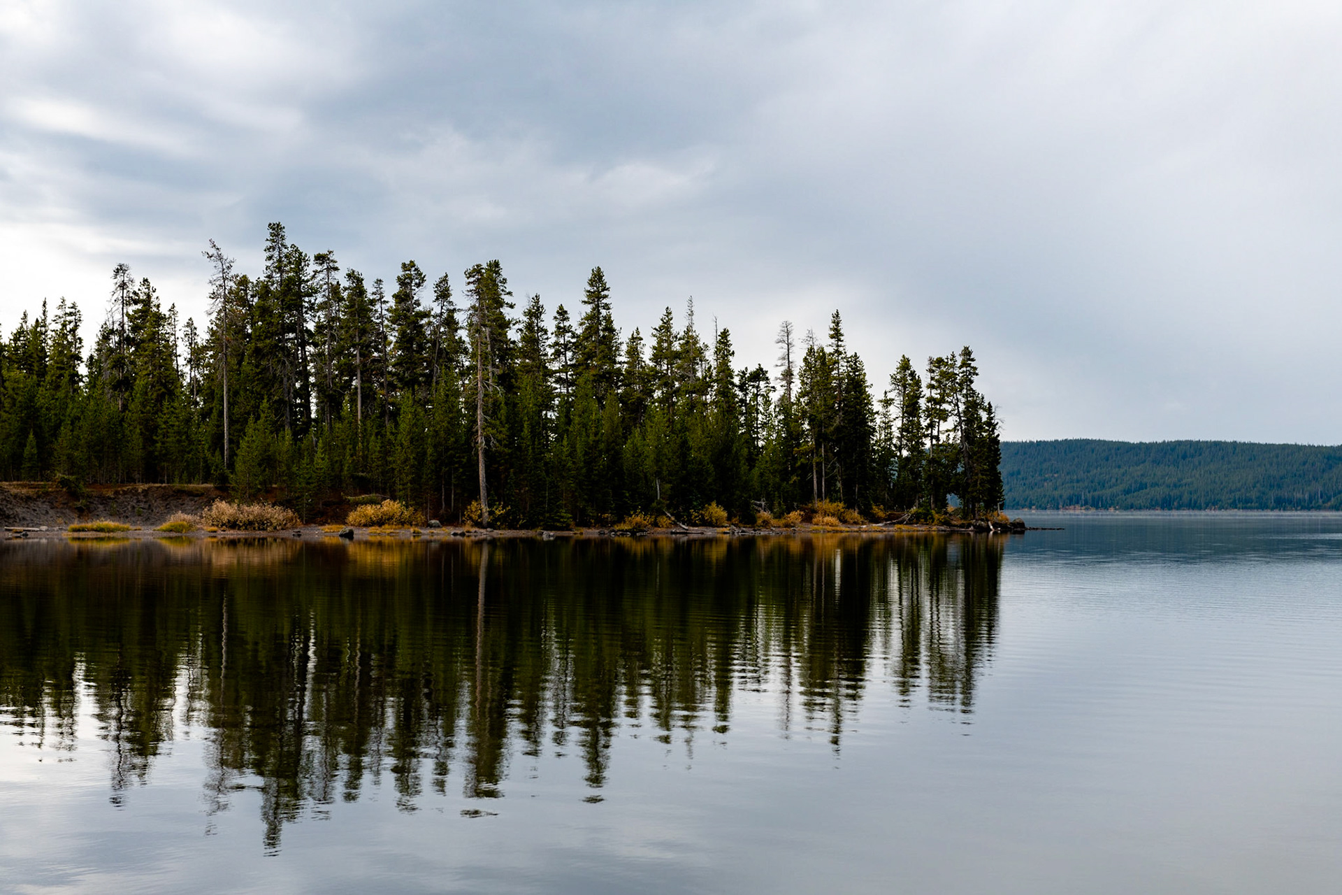 Lewis Lake