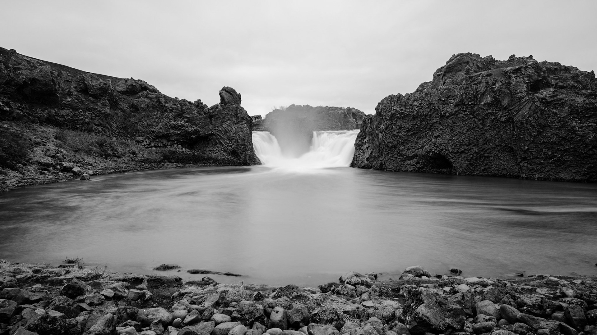 Hjálparfoss
