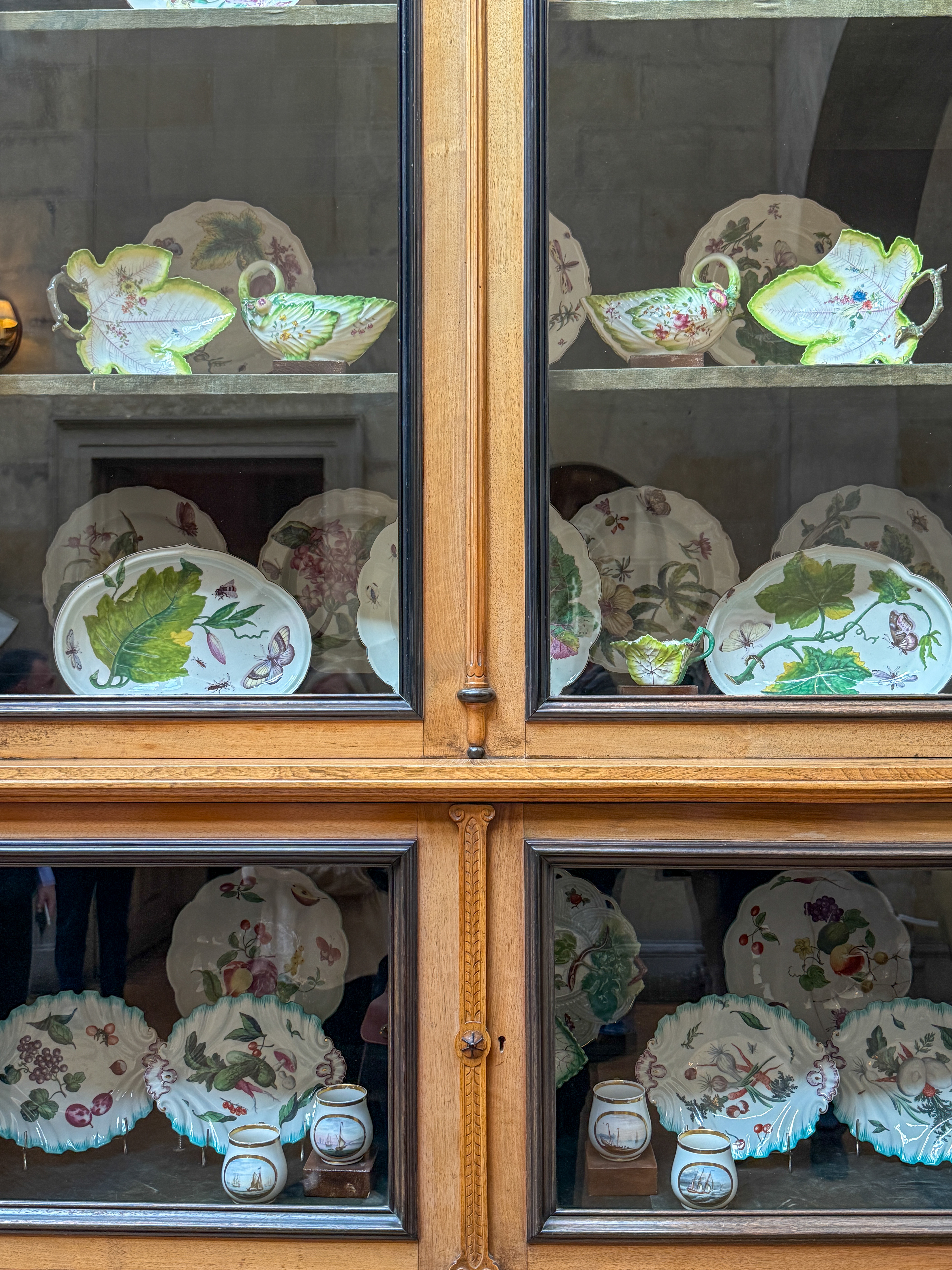 Chelsea pottery, my favourite!