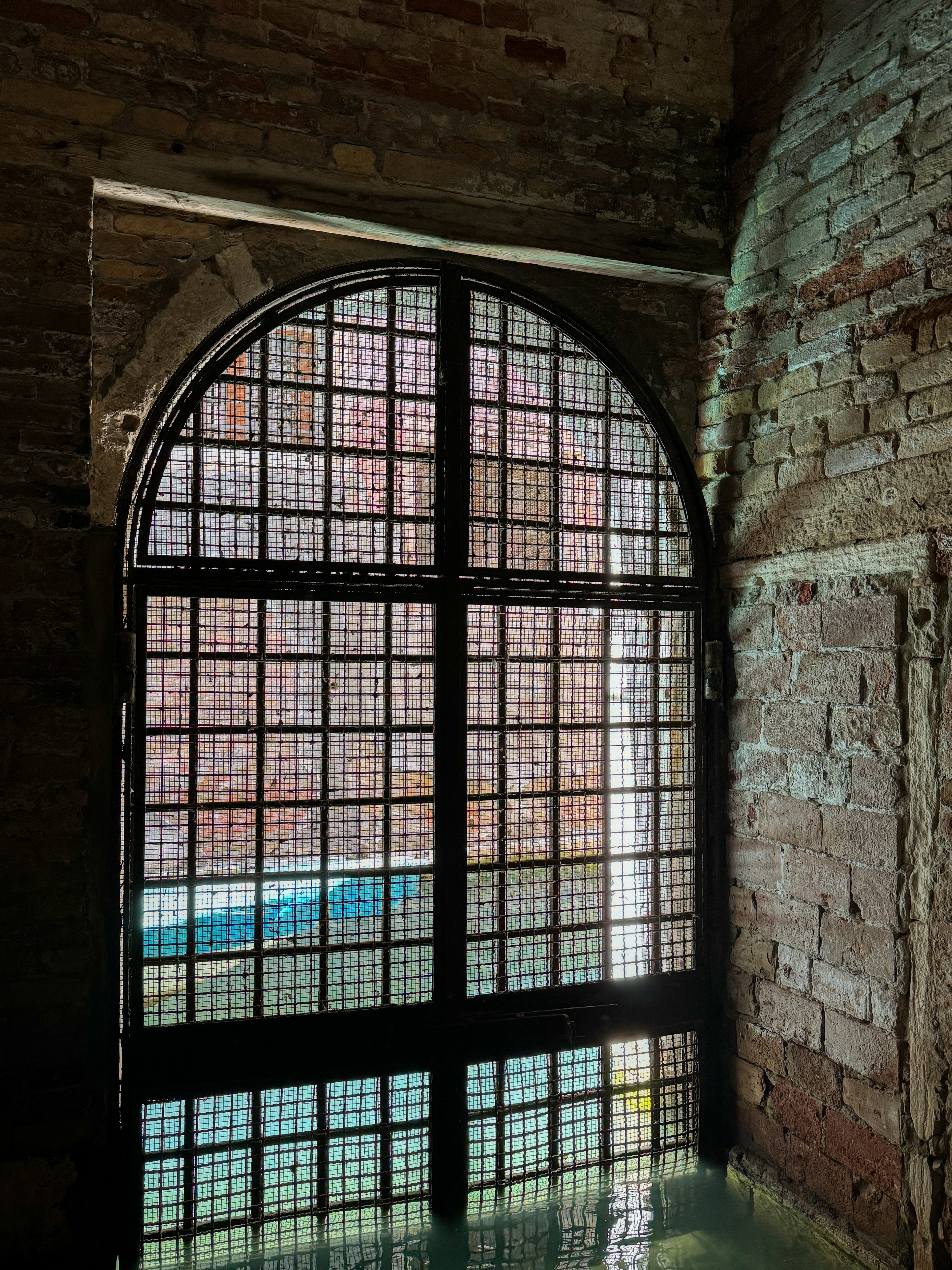 Architectural detail Palazzo Pesaro degli Orfei
