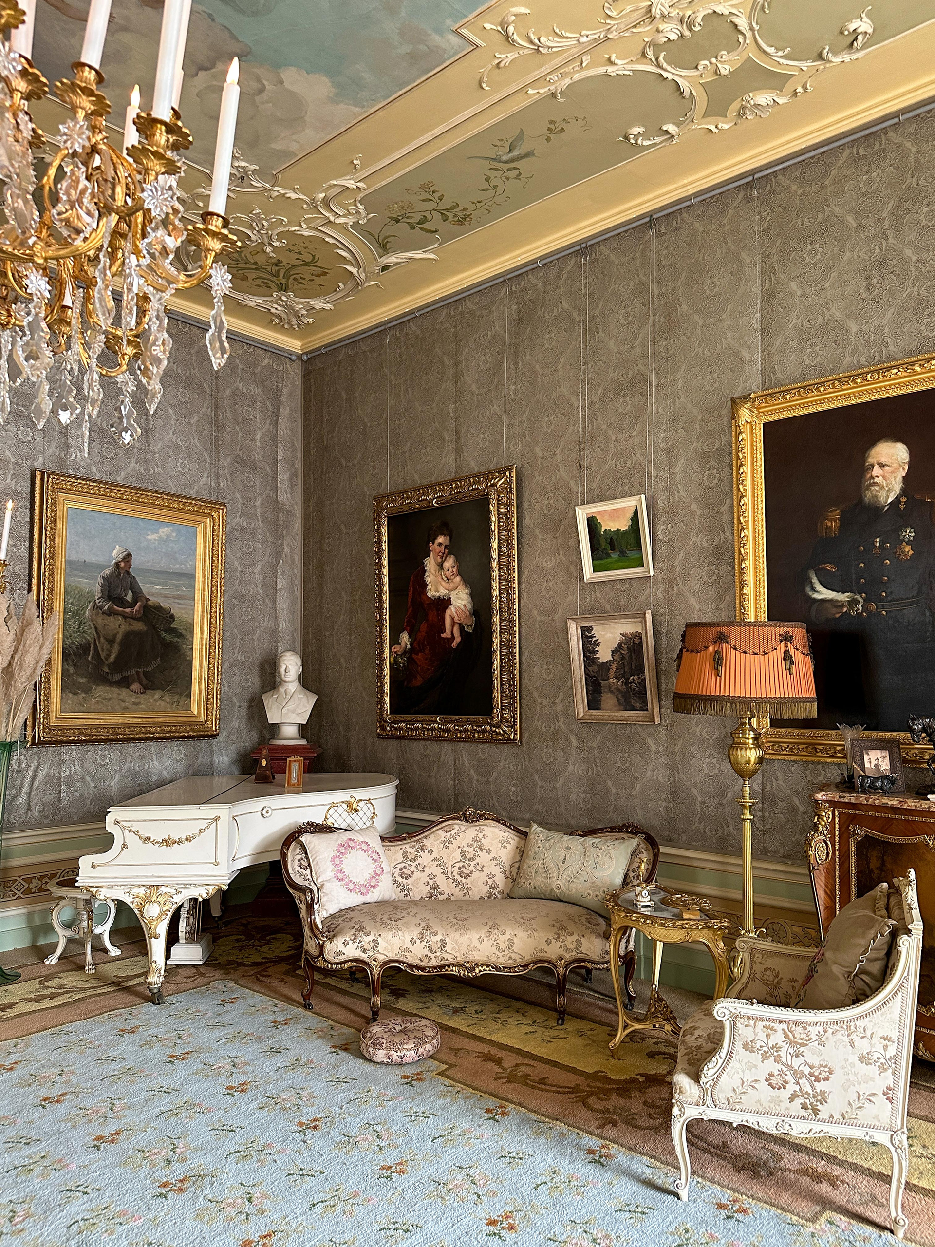 Sitting room Queen Wilhelmina