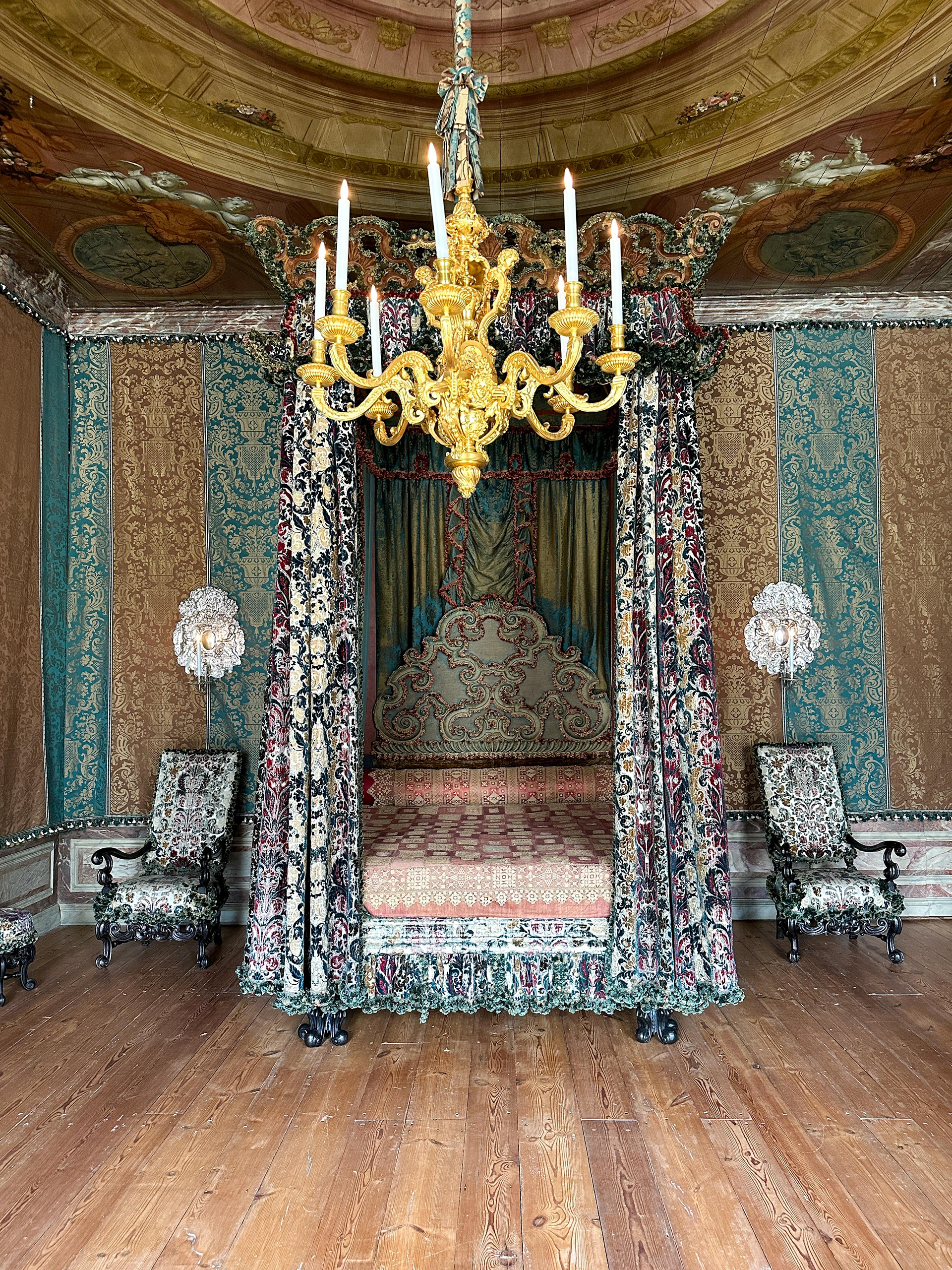 Bedchamber Princess Mary