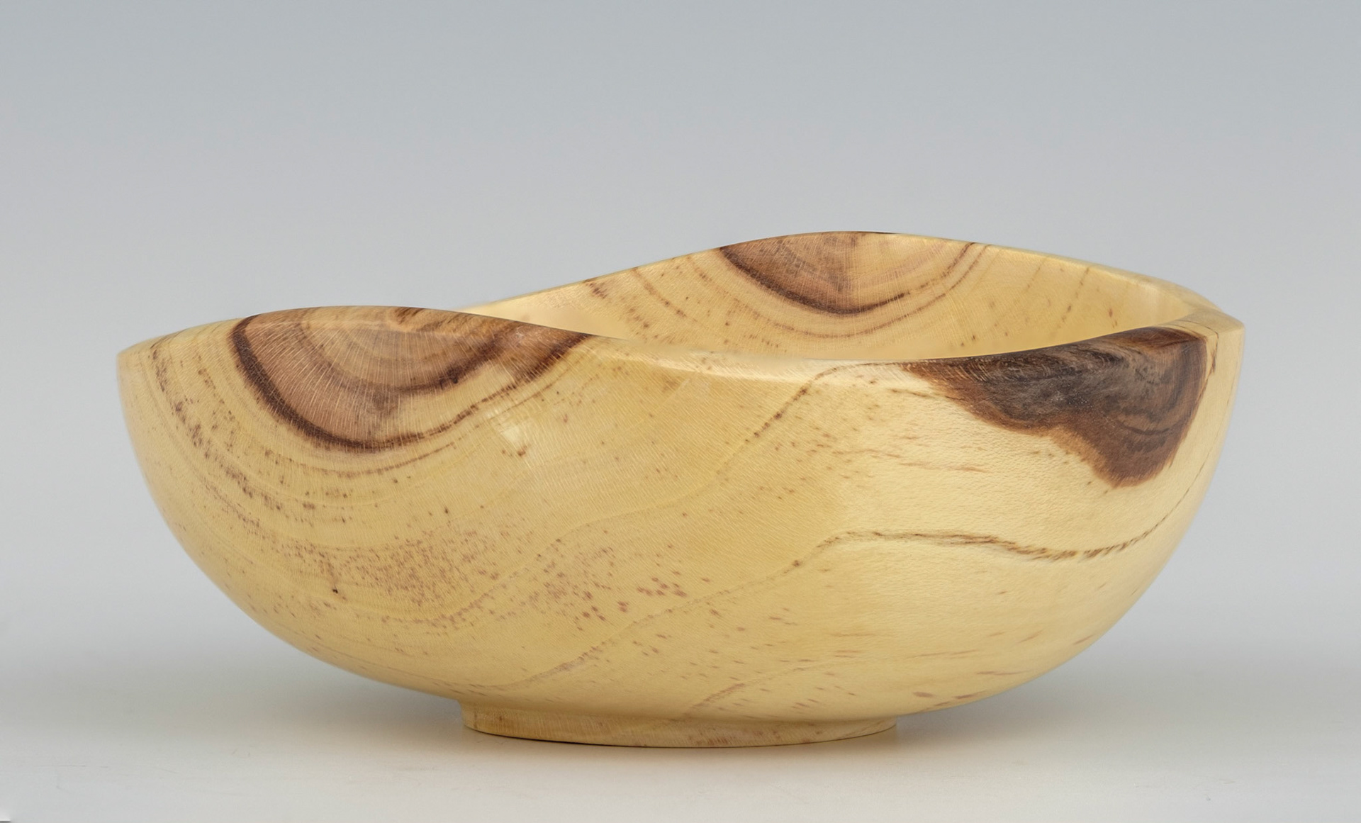 Autumn Olive Bowl - Diameter: 4 1/4 Inches, Height: 1 1/2 inches (D65)