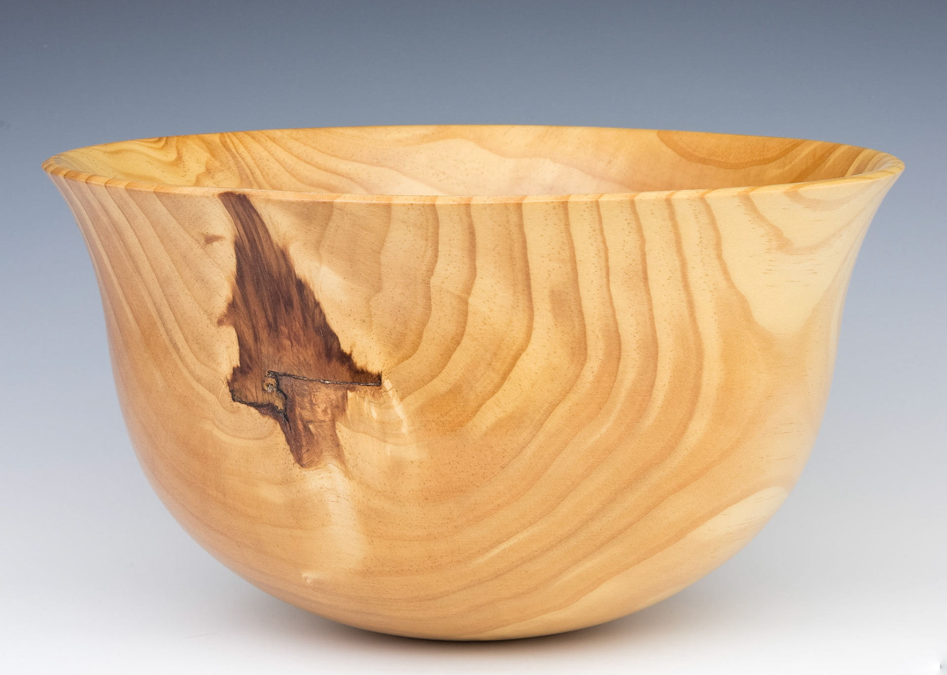 Pine Round Bottom Bowl - Diameter: 10 5/8 inches, Height: 5 7/8 inches (A63)