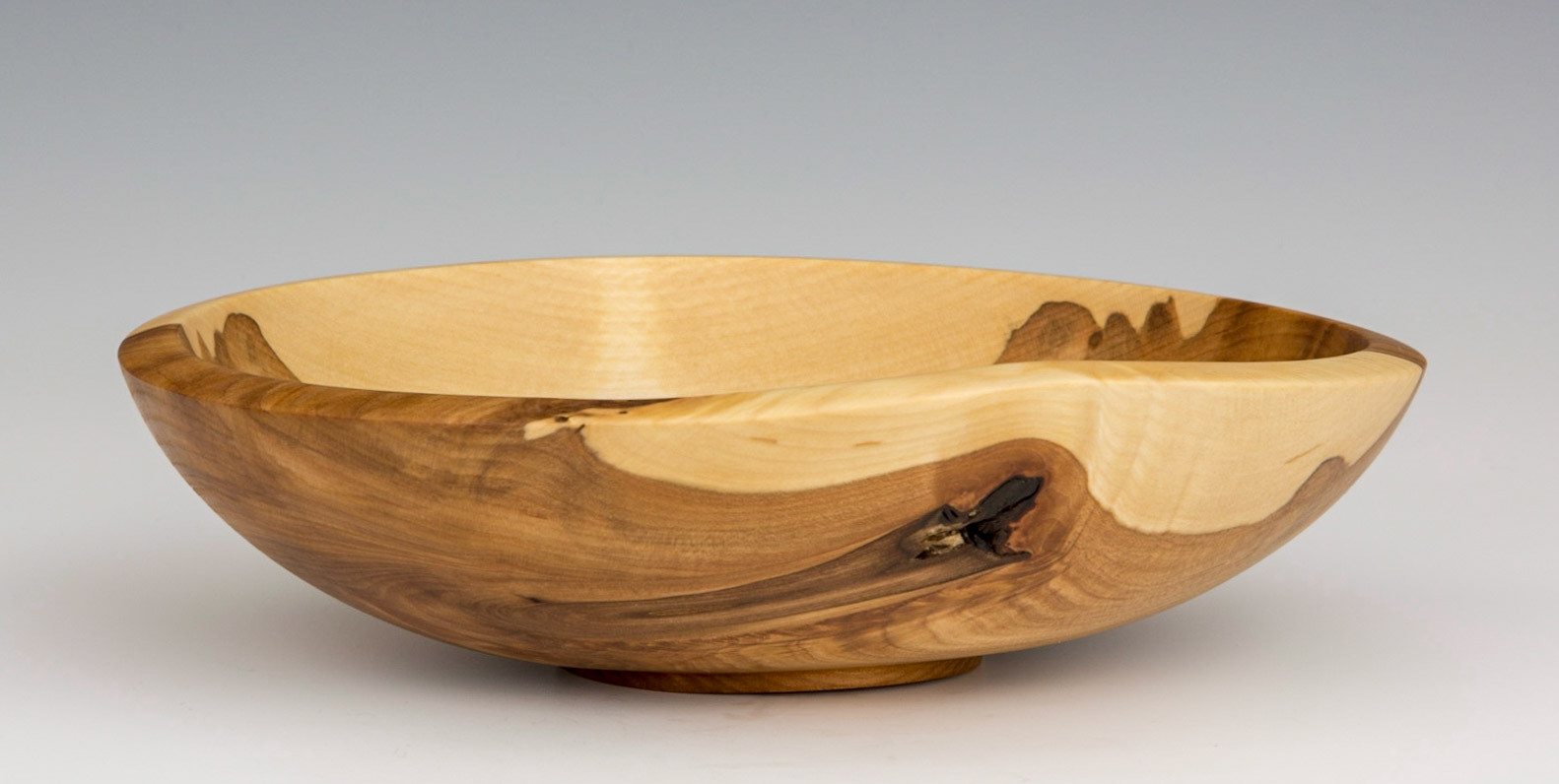 Ash Bowl - Diameter: 7 7/8 inches, Height: 2 1/8 inches (A55)