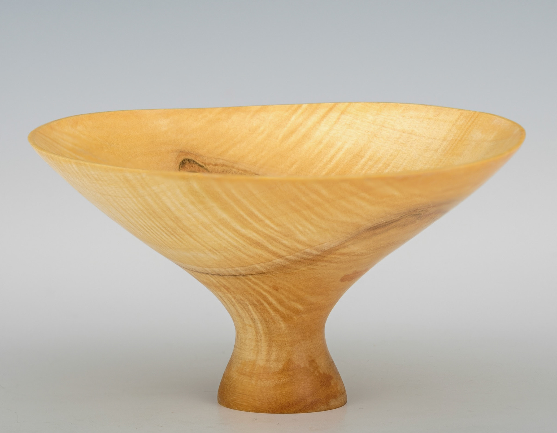 Maple Vessel - Diameter: 5 inches, Height: 2 1/2 inches (B118)
