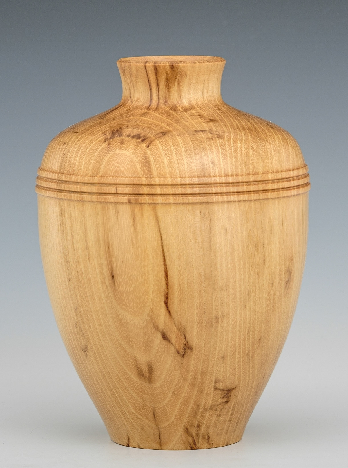 Black Locust Hollow Form - Diameter: 6 1/8 inches, Height: 8 3/4 inches (D100)