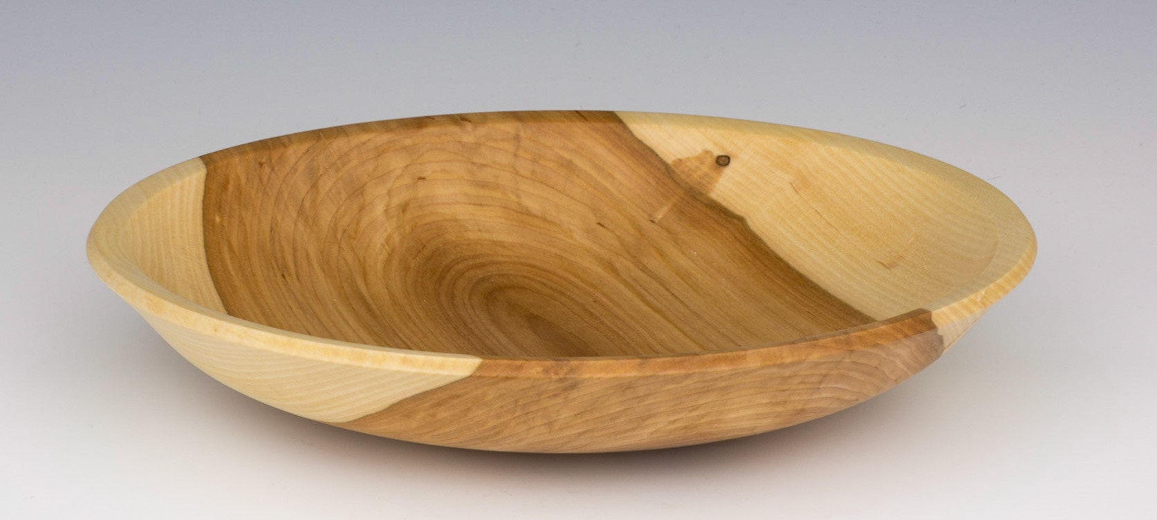Ash Bowl - Diameter: 9 inches, Height: 1 1/2 inches (A26)