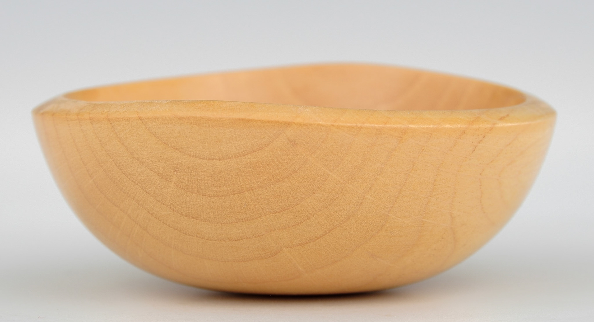 Hazel Round Bottom Bowl - Diameter: 3 9/16 Inches, Height: 1 1/4 inches (D84)