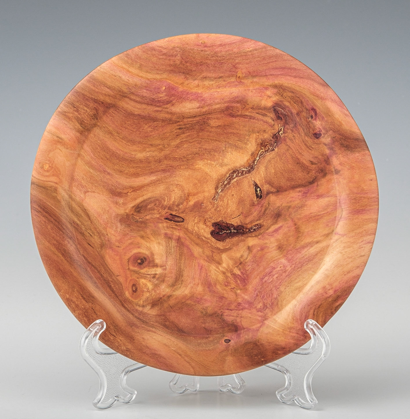 Plum Platter - Diameter: 6 3/4 inches, Height: 3/4 inch (E138)