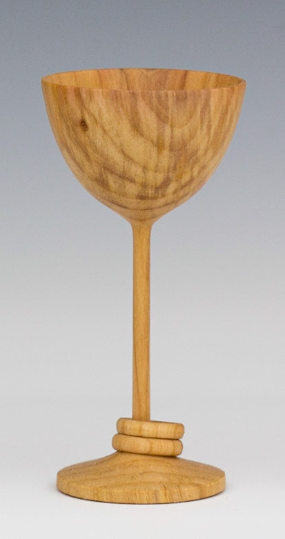 Plum Goblet with Captive Rings - Diameter: 2 3/16 inches, Height: 4 1/2 inches (F90)