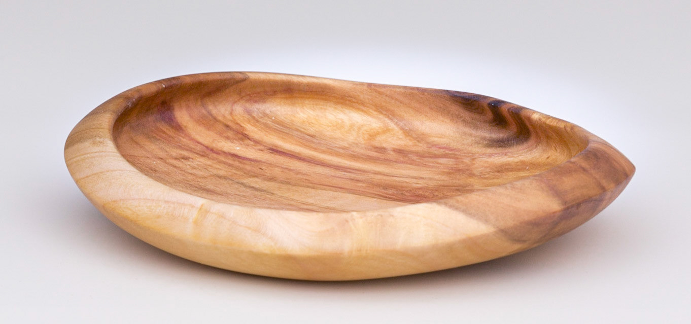 Plum Bowl - Diameter: 5 3/8 inches, Height: 3/4 inches (F93)
