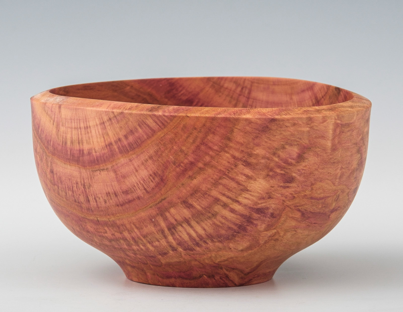 Plum Bowl - Diameter: 5 1/2 inches, Height: 3 inches (E129)