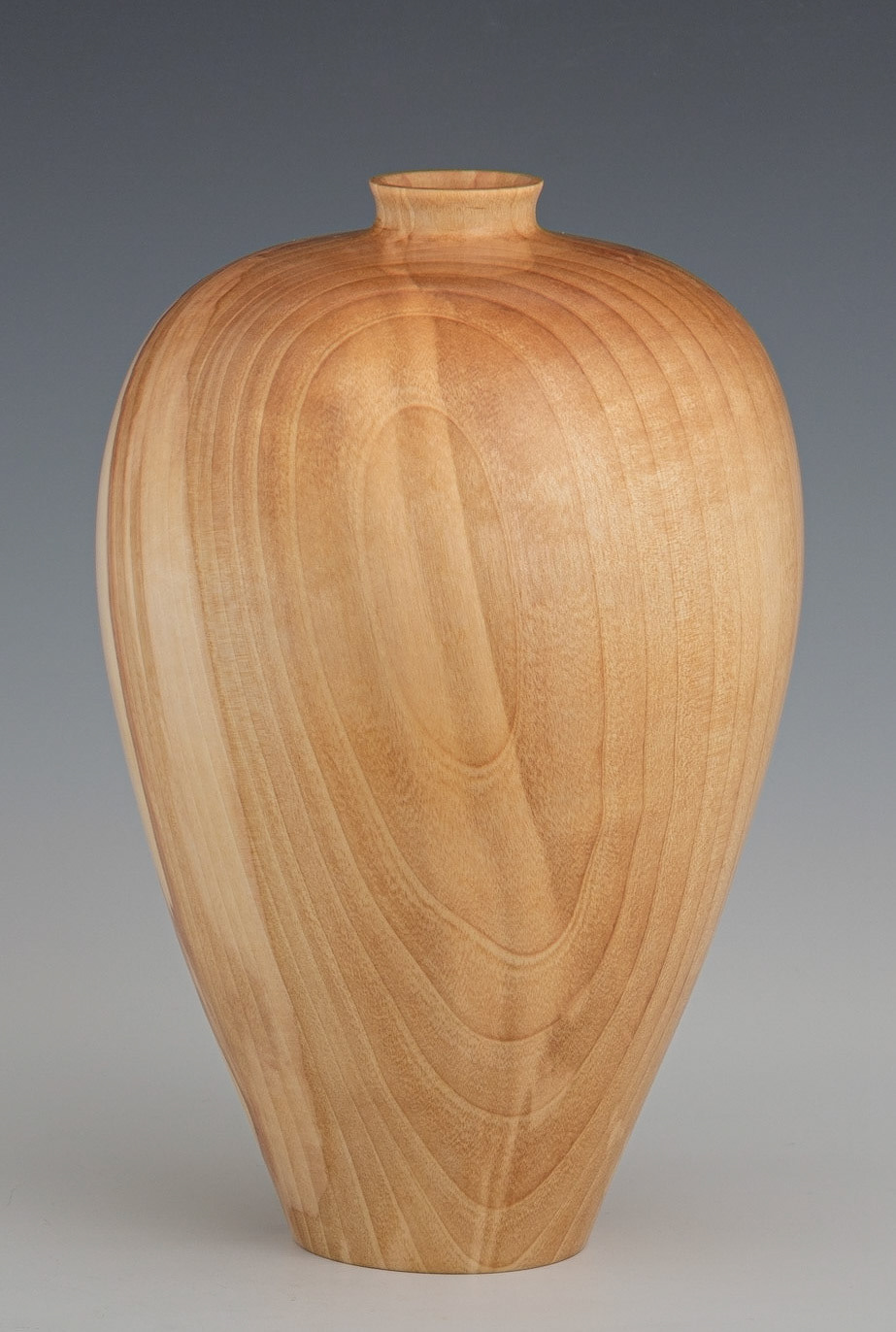 Birch Hollow Form - Diameter: 5 3/4 inches, Height: 8 3/4 inches (J36)