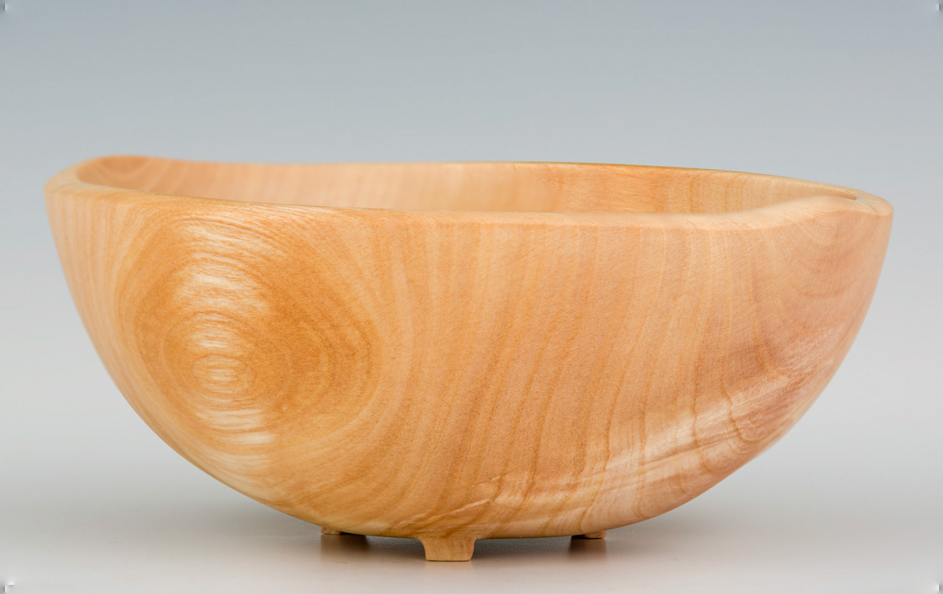Madrone Three Legged Bowl - Diameter: 6 3/8 inches, Height: 2 3/4 inches (C121)