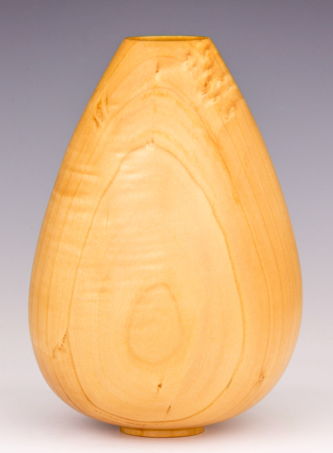 Willow Hollow Form - Diameter: 4 3/4 inches, Height: 7 inches (C72)