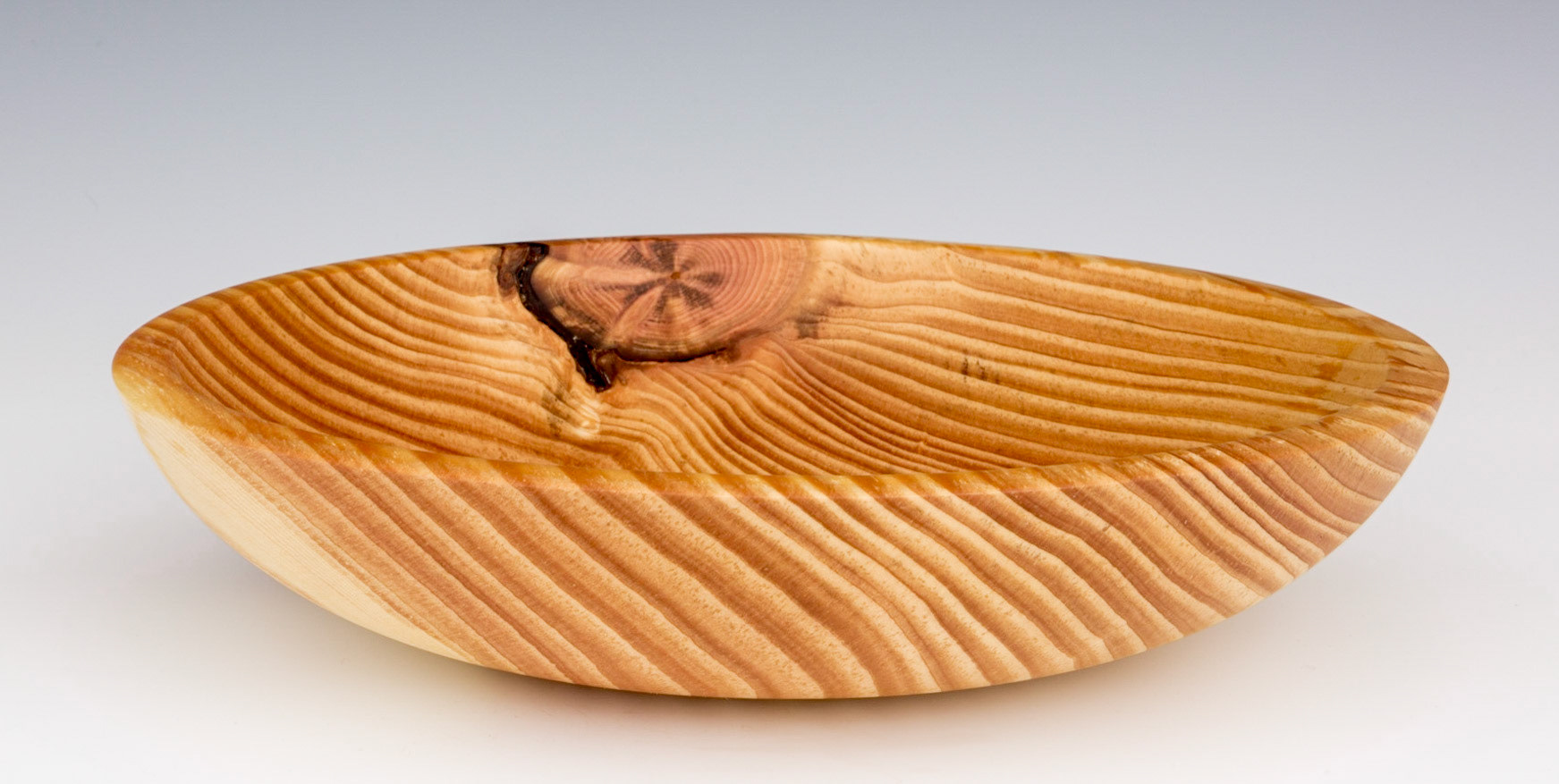 Pine Bowl - Diameter: 10 1/4 inches, Height: 2 1/4 inches (G11)