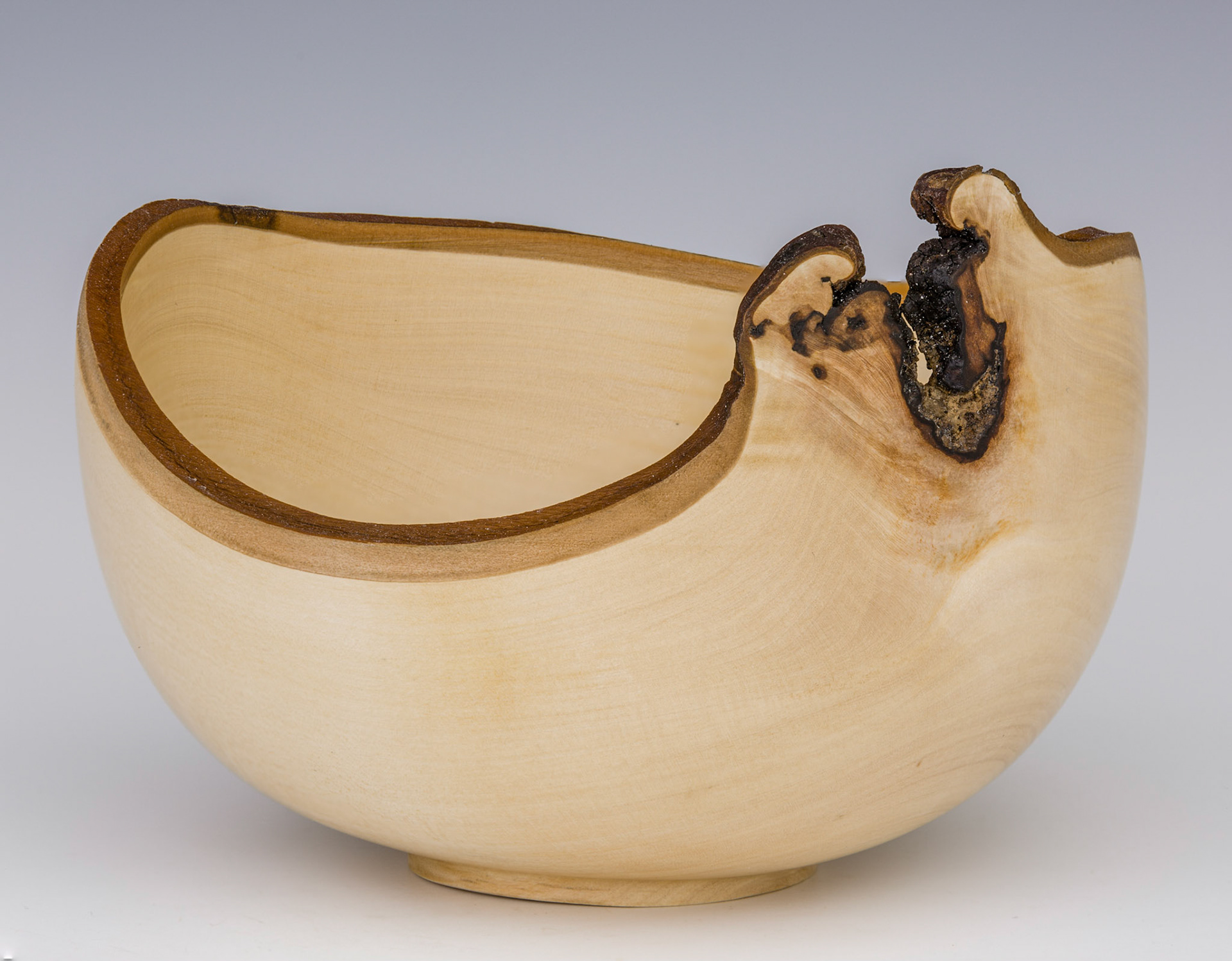 Madrone Natural Edge Bowl - Diameter: 5 1/2 inches, Height: 3 3/4 inches (C95)