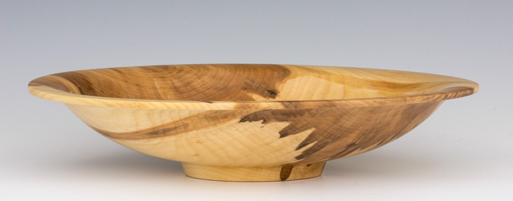 Ash Bowl - Diameter: 8 3/4 inches, Height: 1 3/4 inches (A27)