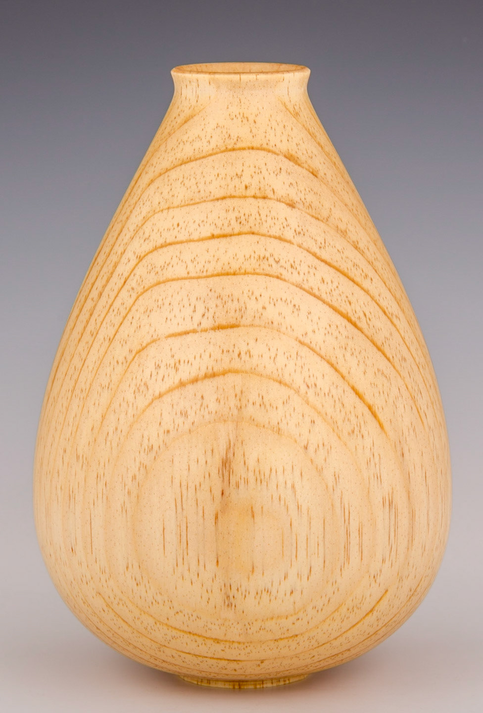 Pine Hollow Form - Diameter: 6 1/4 inches, Height: 8 7/8 inches (G44)