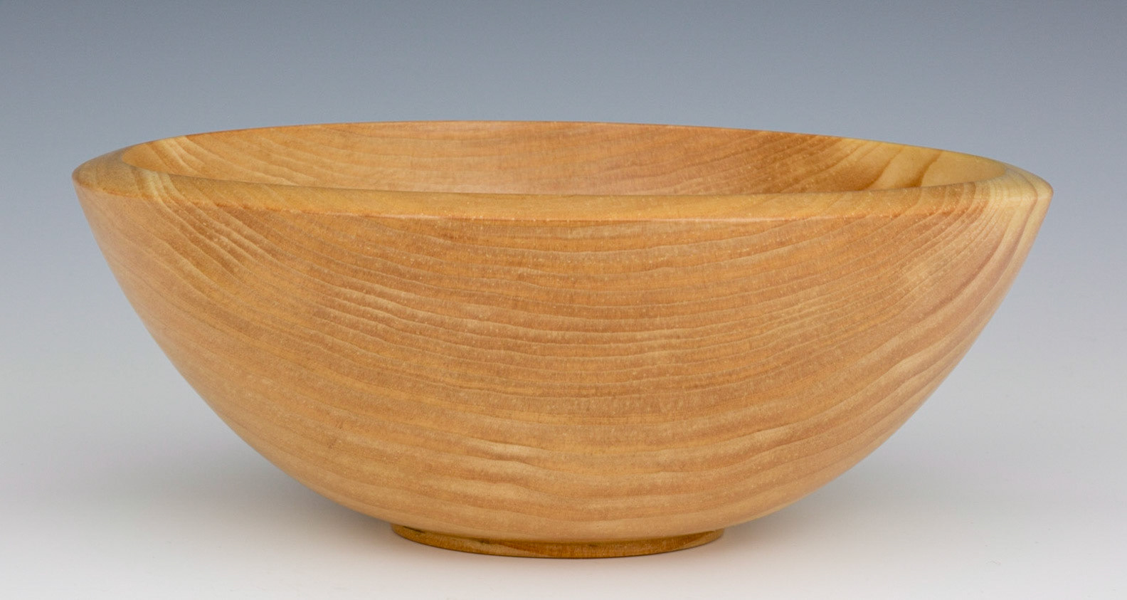 Pine Bowl - Diameter: 8 inches, Height: 3 1/8 inches (G7)