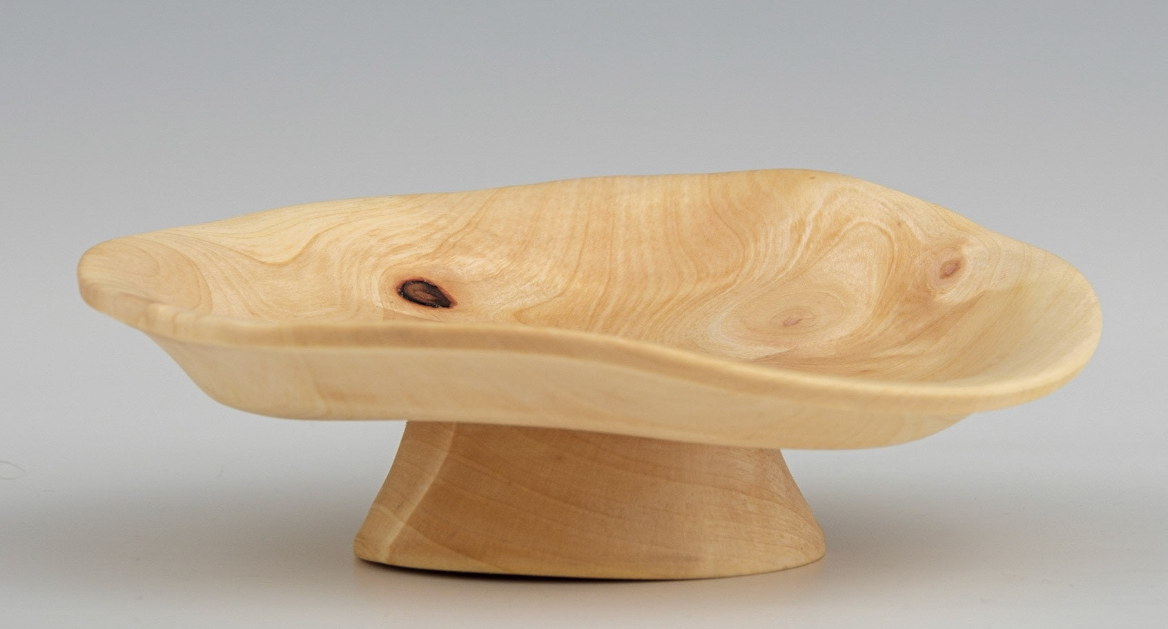 Madrone Bowl - Diameter: 5 5/8 inches, Height: 1 3/4 inches (E68)