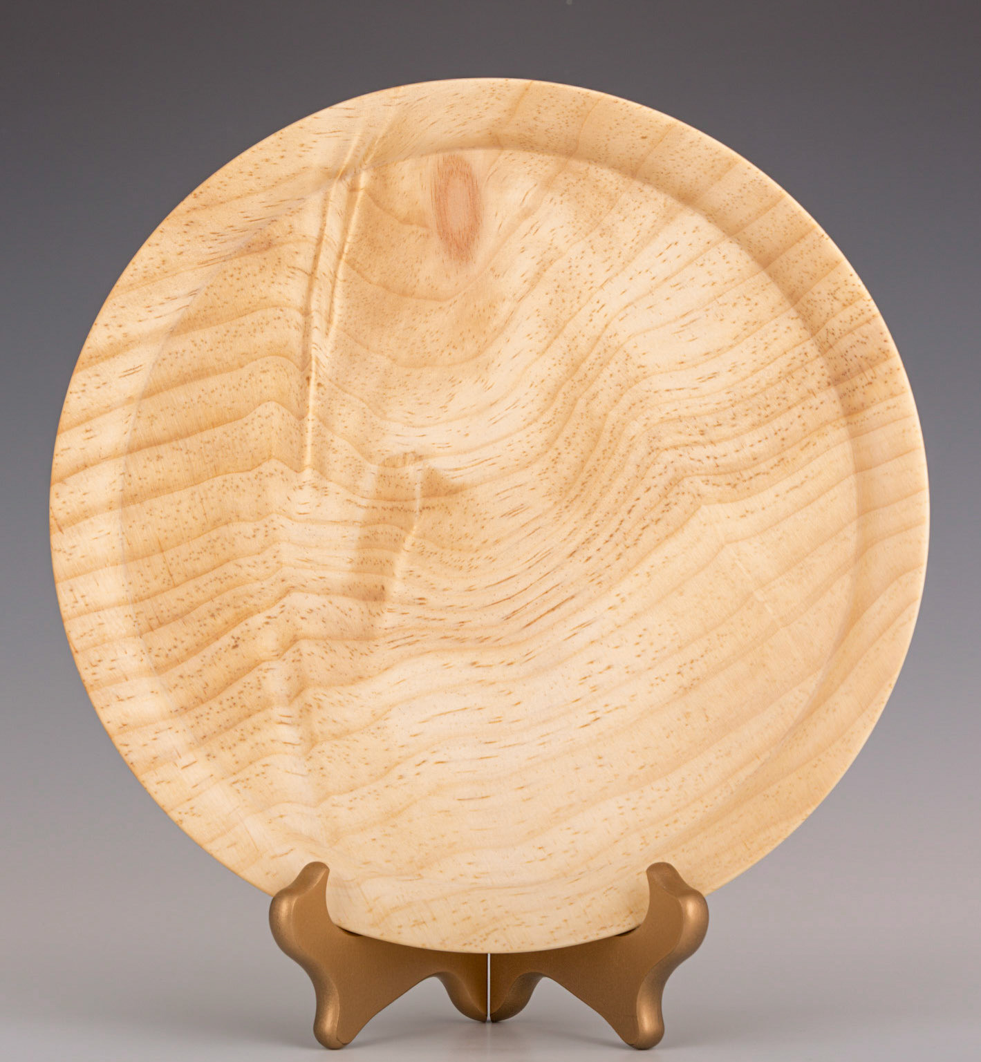 Pine Platter - Diameter: 9 5/8 inches, Height: 1 1/4 inches (G68)